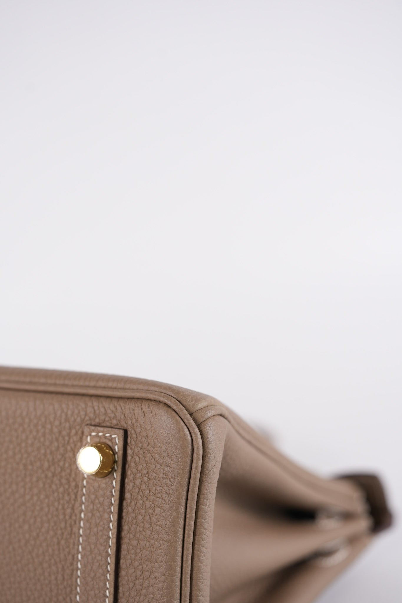 Birkin 25 Retourne in Etoupe Togo Leather and Gold Hardware Stamp W (2024) | Purse Maison Luxury Bags Shop