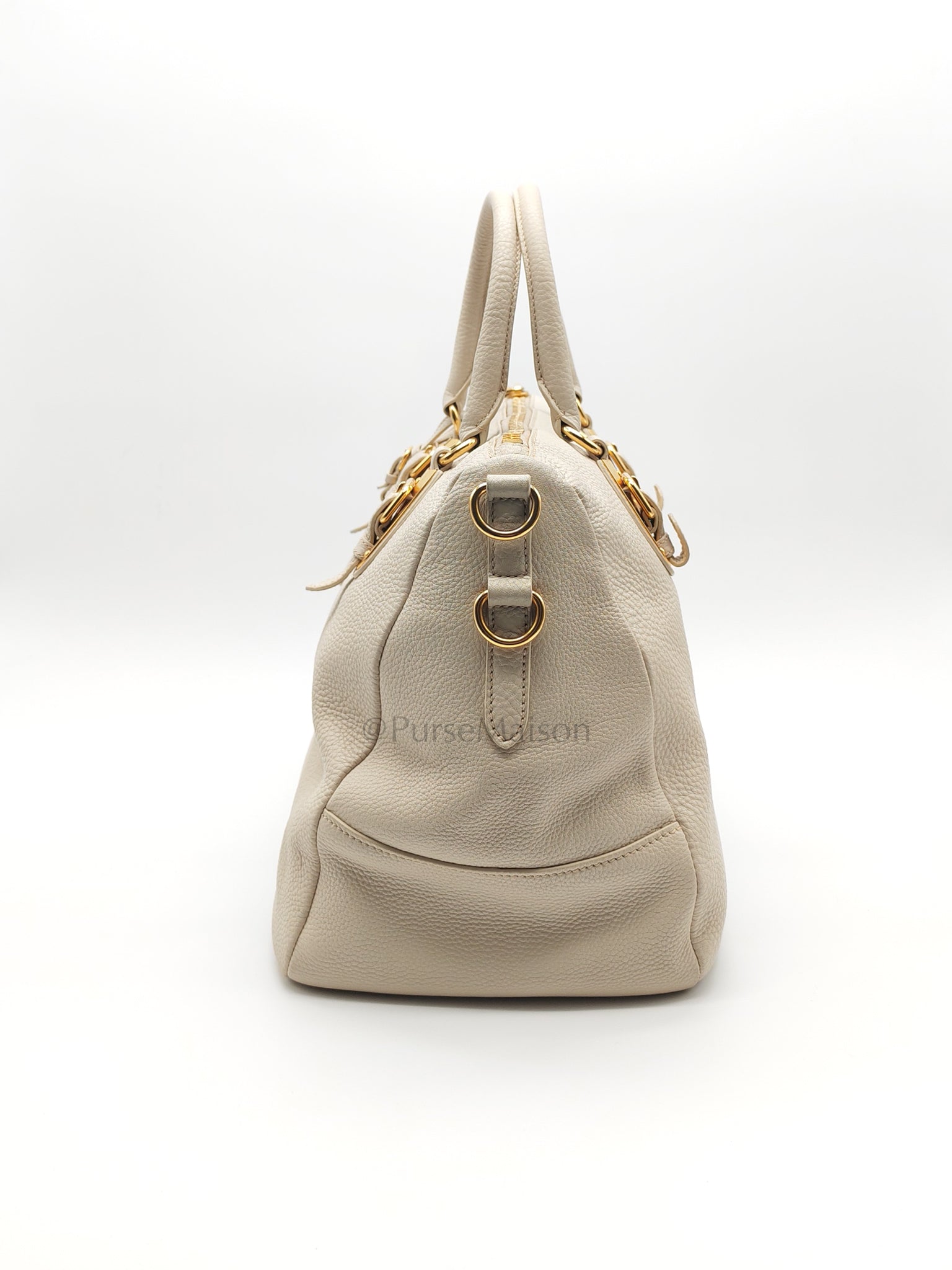 BL0817 Vitello Daino Off-White in Soft Pebbled Calfskin Leather | Purse Maison Luxury Bags Shop