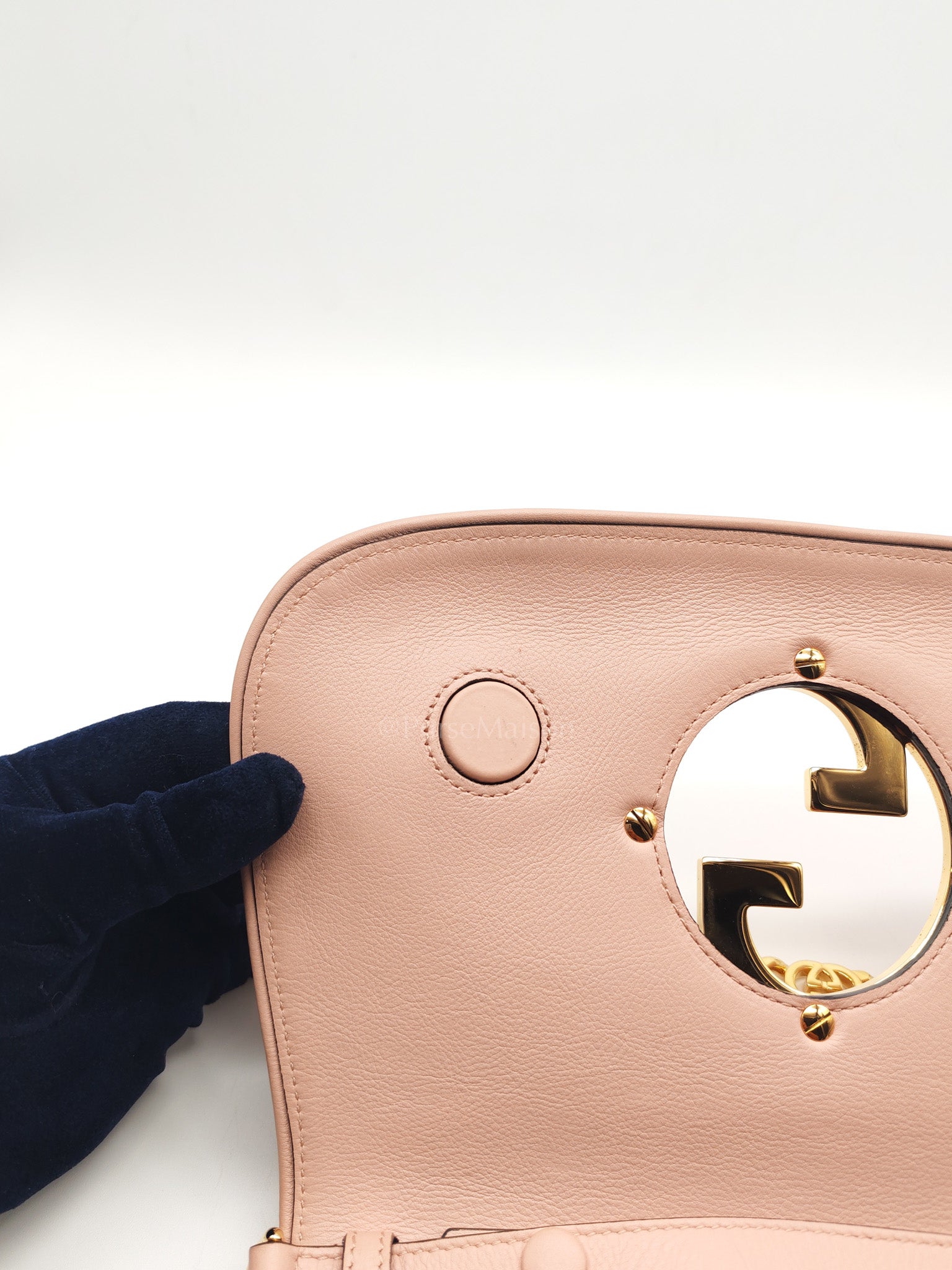 Blondie Shoulder Bag in Powder Pink Interlocking G Emblem Calfskin Leather | Purse Maison Luxury Bags Shop