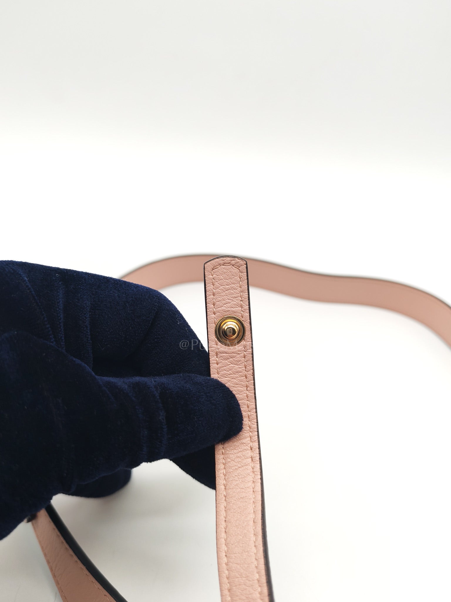 Blondie Shoulder Bag in Powder Pink Interlocking G Emblem Calfskin Leather | Purse Maison Luxury Bags Shop