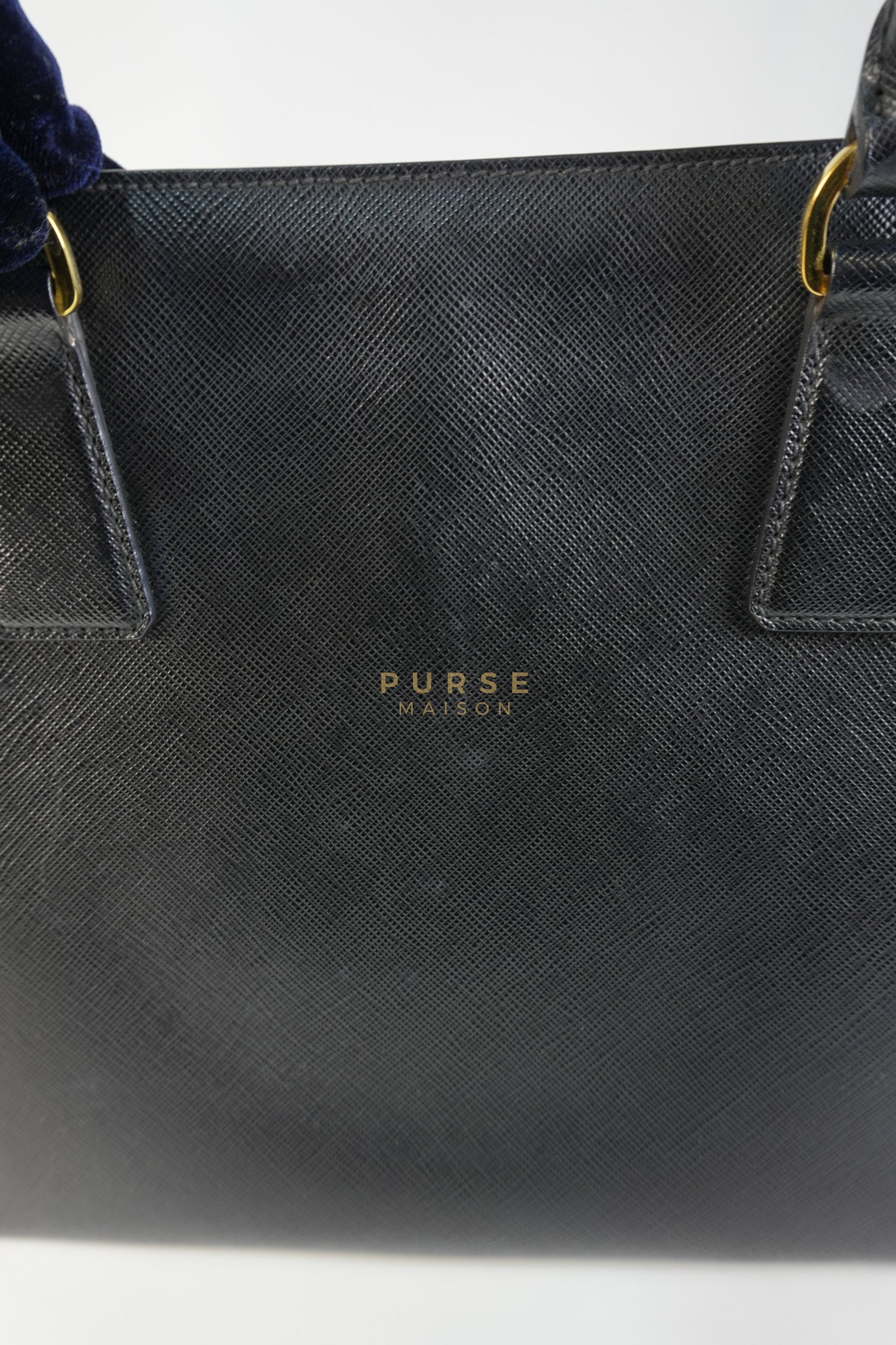 BN1874 Galleria Single Zip Tote Bag Medium in Black Saffiano Leather Lux | Purse Maison Luxury Bags Shop