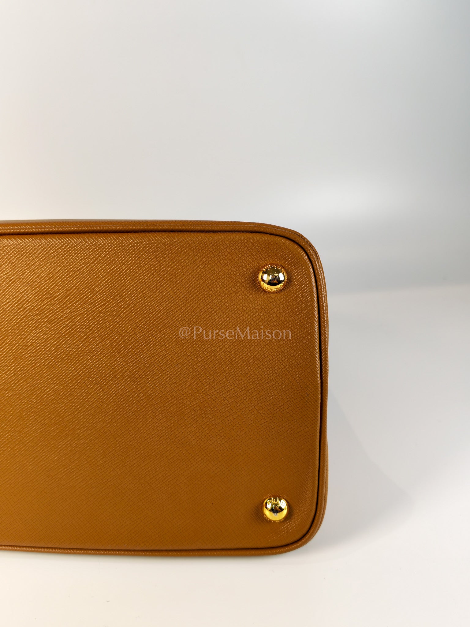 BN2538 Promenade 2Way Bag in Caramel Saffiano Lux Leather Gold Hardware | Purse Maison Luxury Bags Shop