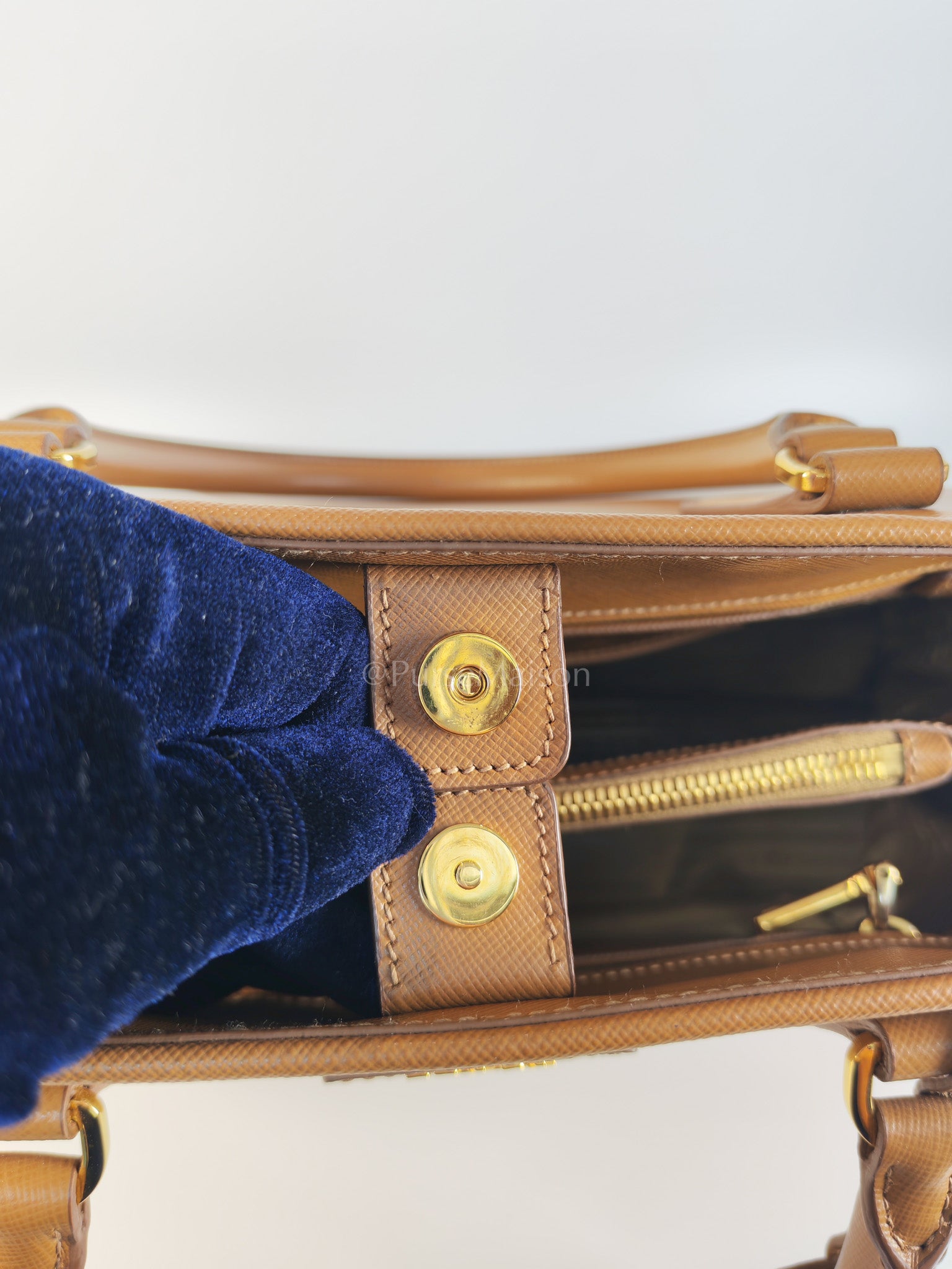 BN2538 Promenade 2Way Bag in Caramel Saffiano Lux Leather Gold Hardware | Purse Maison Luxury Bags Shop