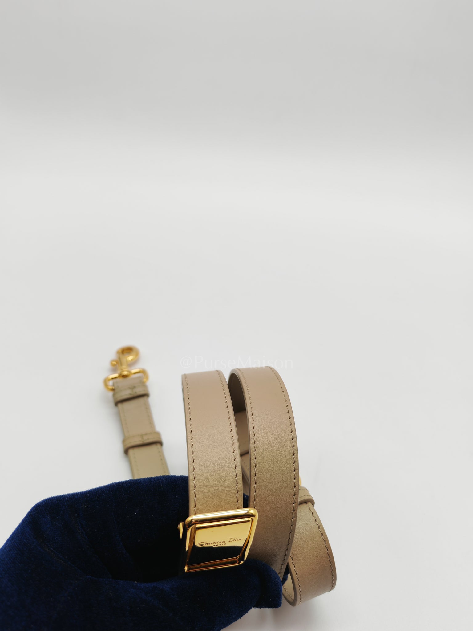 Bobby Medium in Beige Smooth Calfskin Leather Crossbody Bag | Purse Maison Luxury Bags Shop