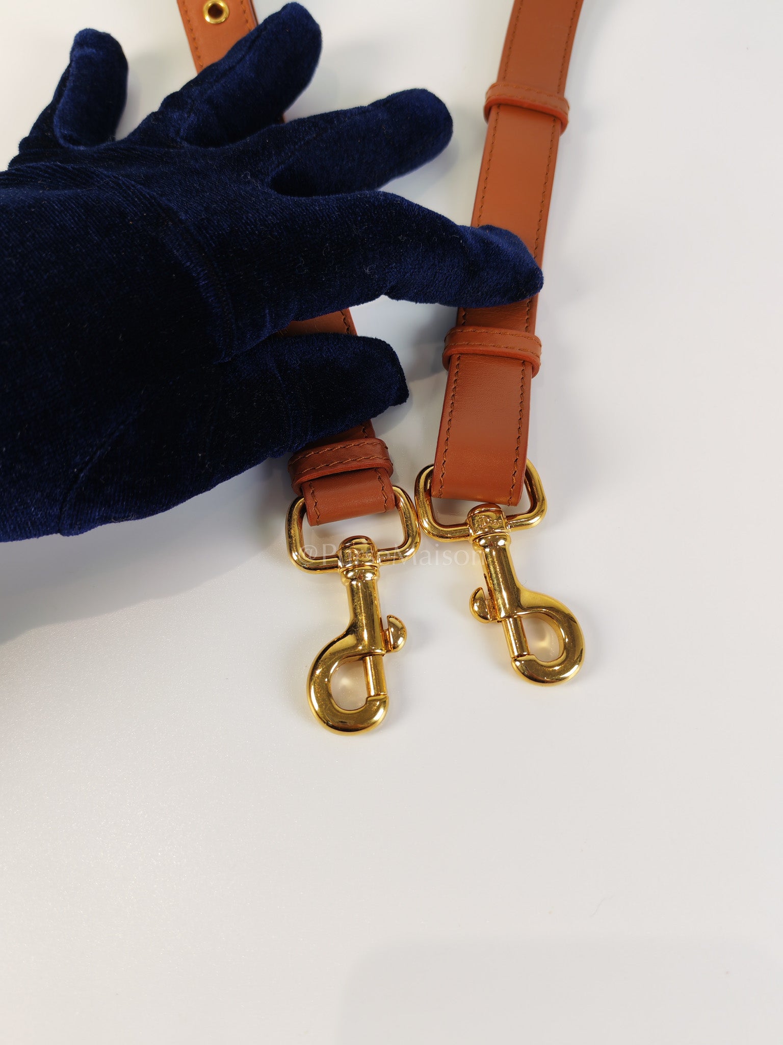 Bobby Medium in Dark Tan Box Calfskin Leather | Purse Maison Luxury Bags Shop