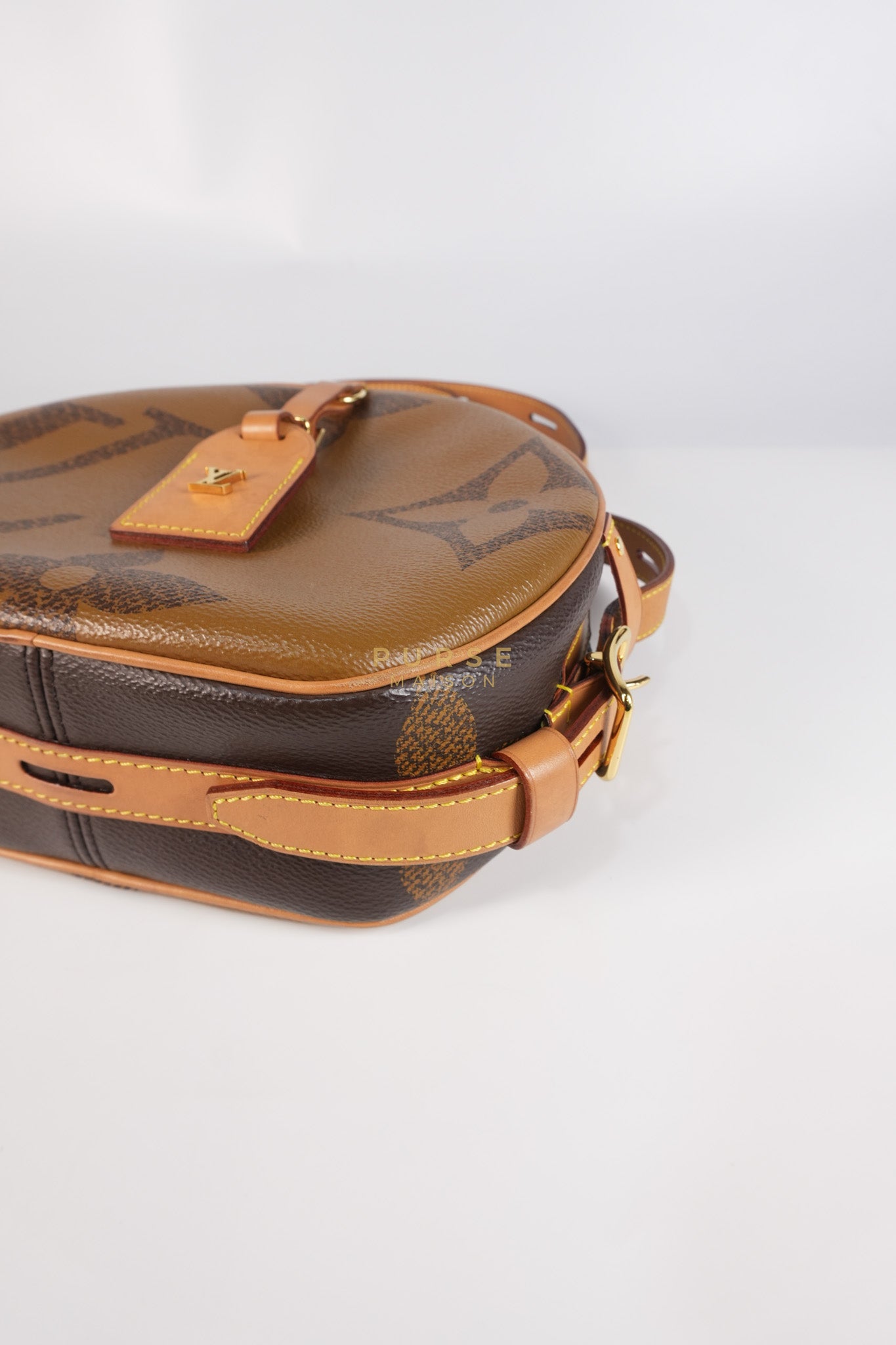 Boite Chapeau MM Souple Giant Reverse Monogram (Date Code: PL2129) | Purse Maison Luxury Bags Shop