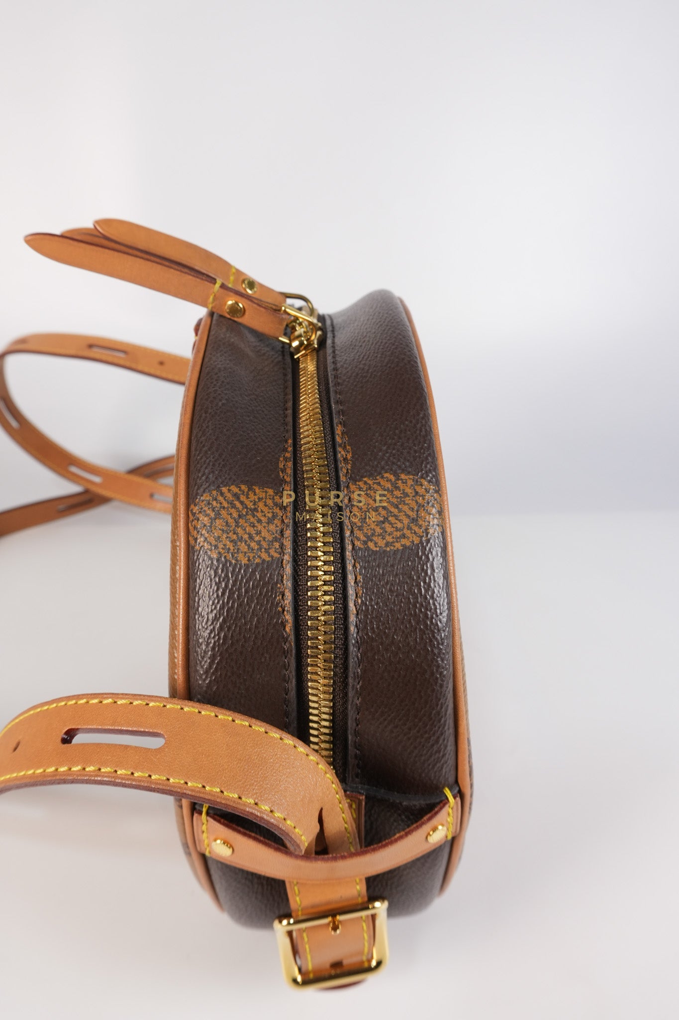 Boite Chapeau MM Souple Giant Reverse Monogram (Date Code: PL2129) | Purse Maison Luxury Bags Shop