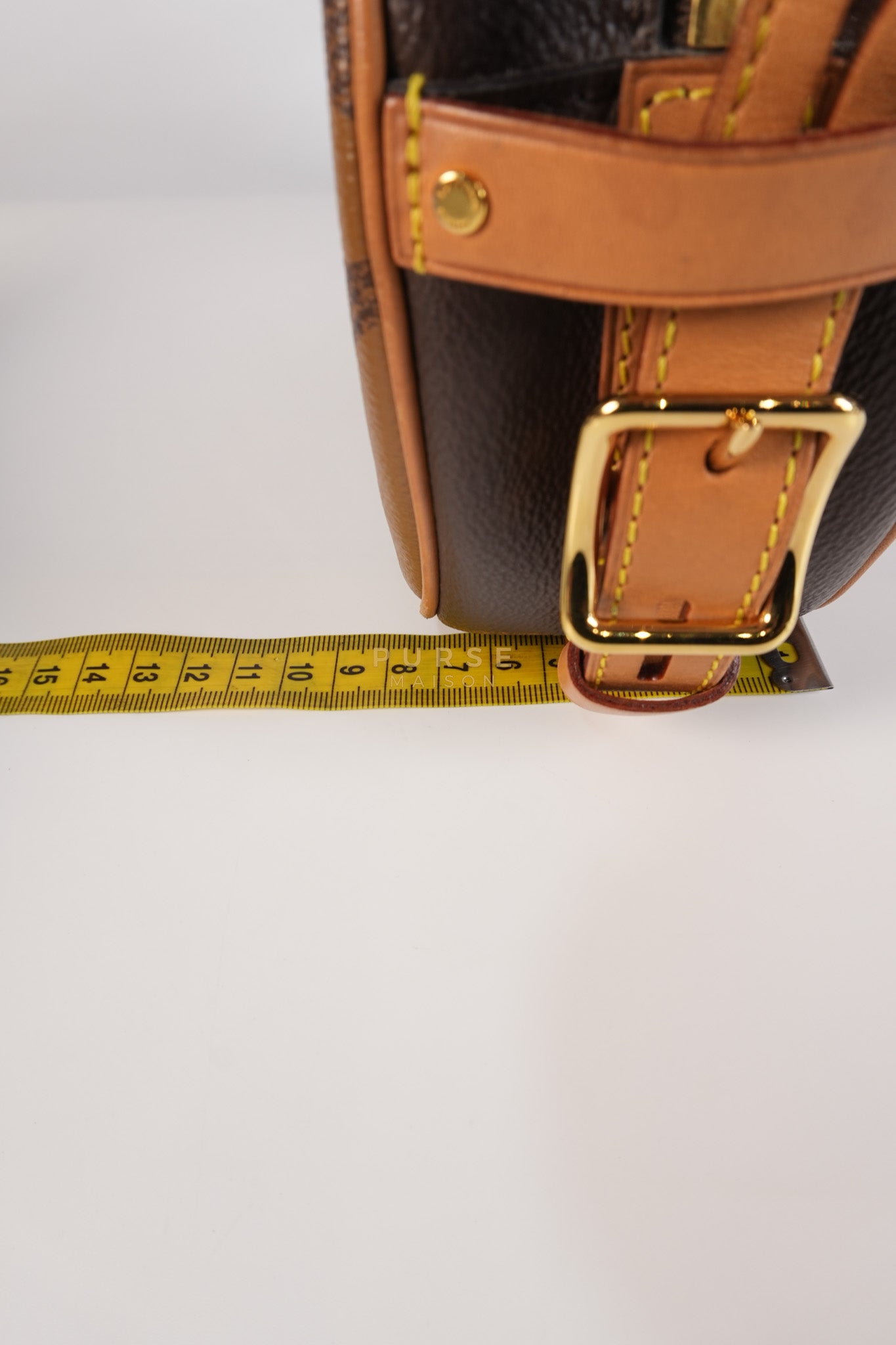 Boite Chapeau MM Souple Giant Reverse Monogram (Date Code: PL2129) | Purse Maison Luxury Bags Shop