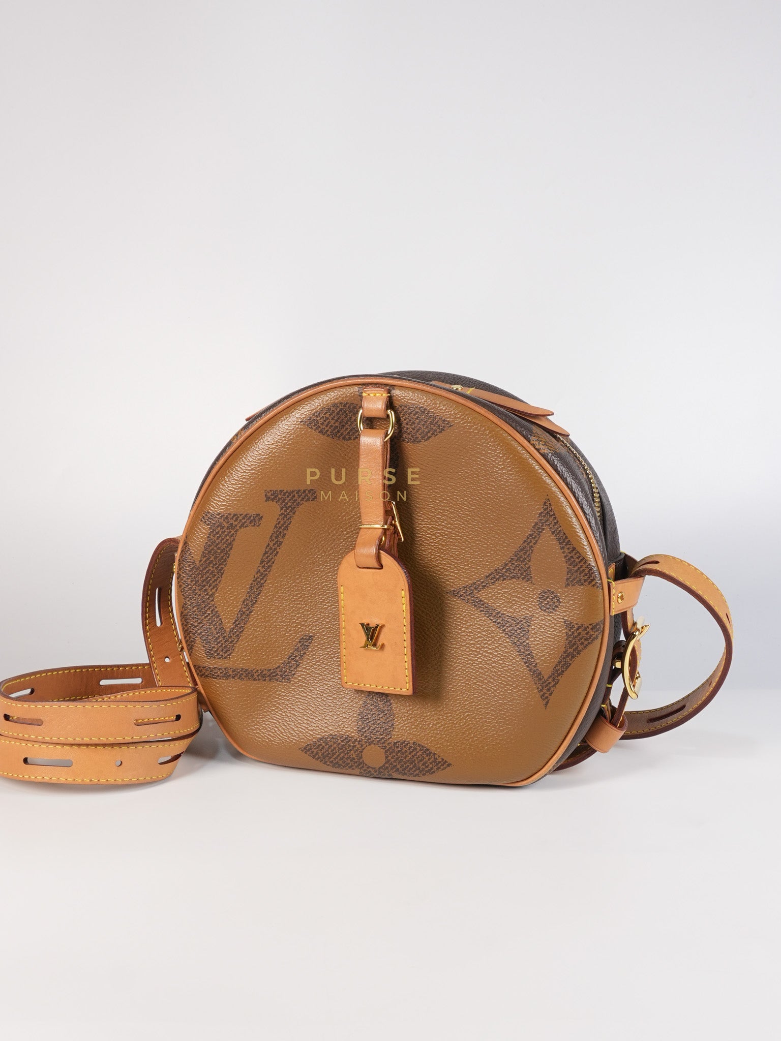 Boite Chapeau MM Souple Giant Reverse Monogram (Date Code: PL2129) | Purse Maison Luxury Bags Shop