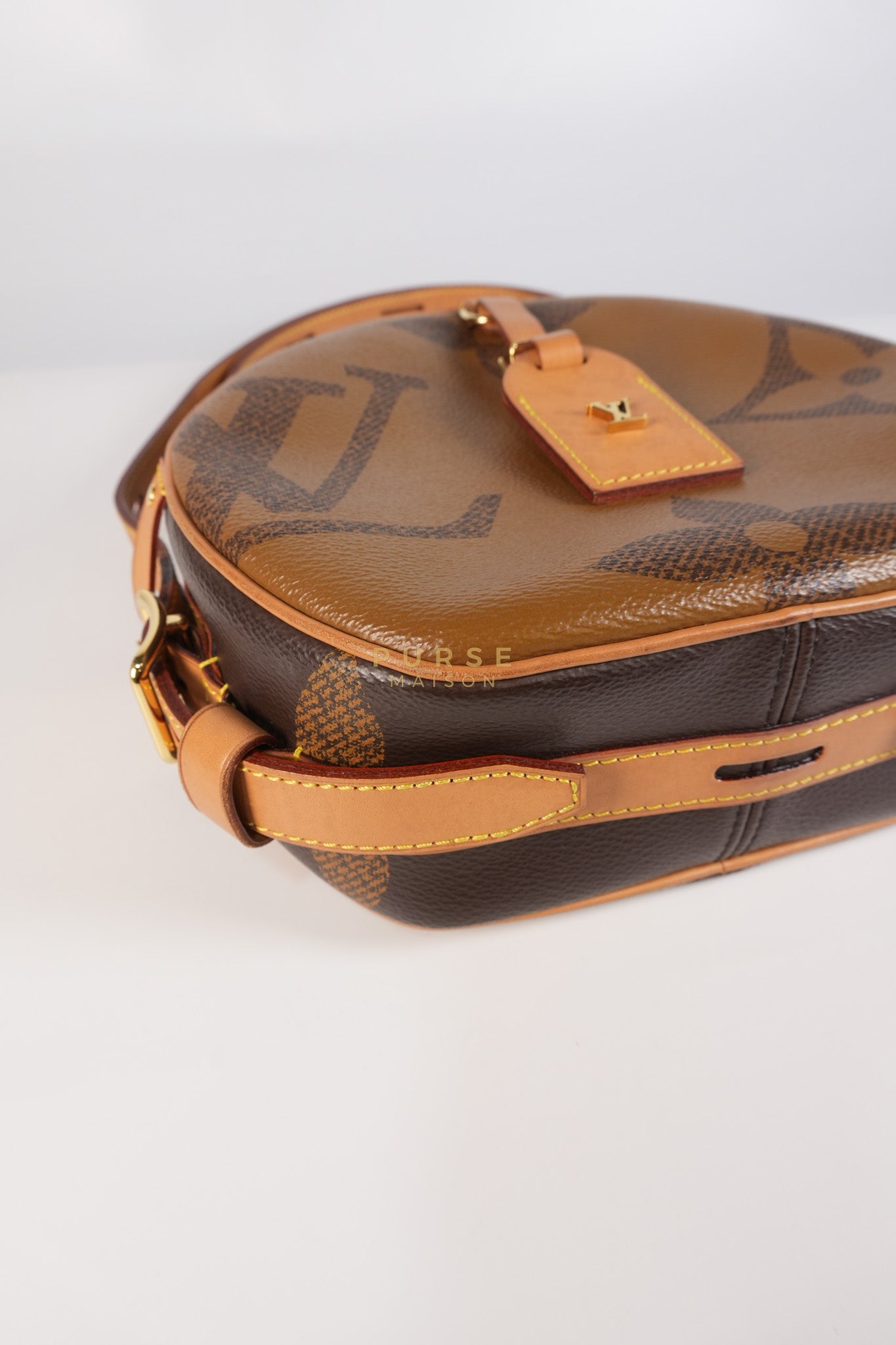 Boite Chapeau MM Souple Giant Reverse Monogram (Date Code: PL2129) | Purse Maison Luxury Bags Shop