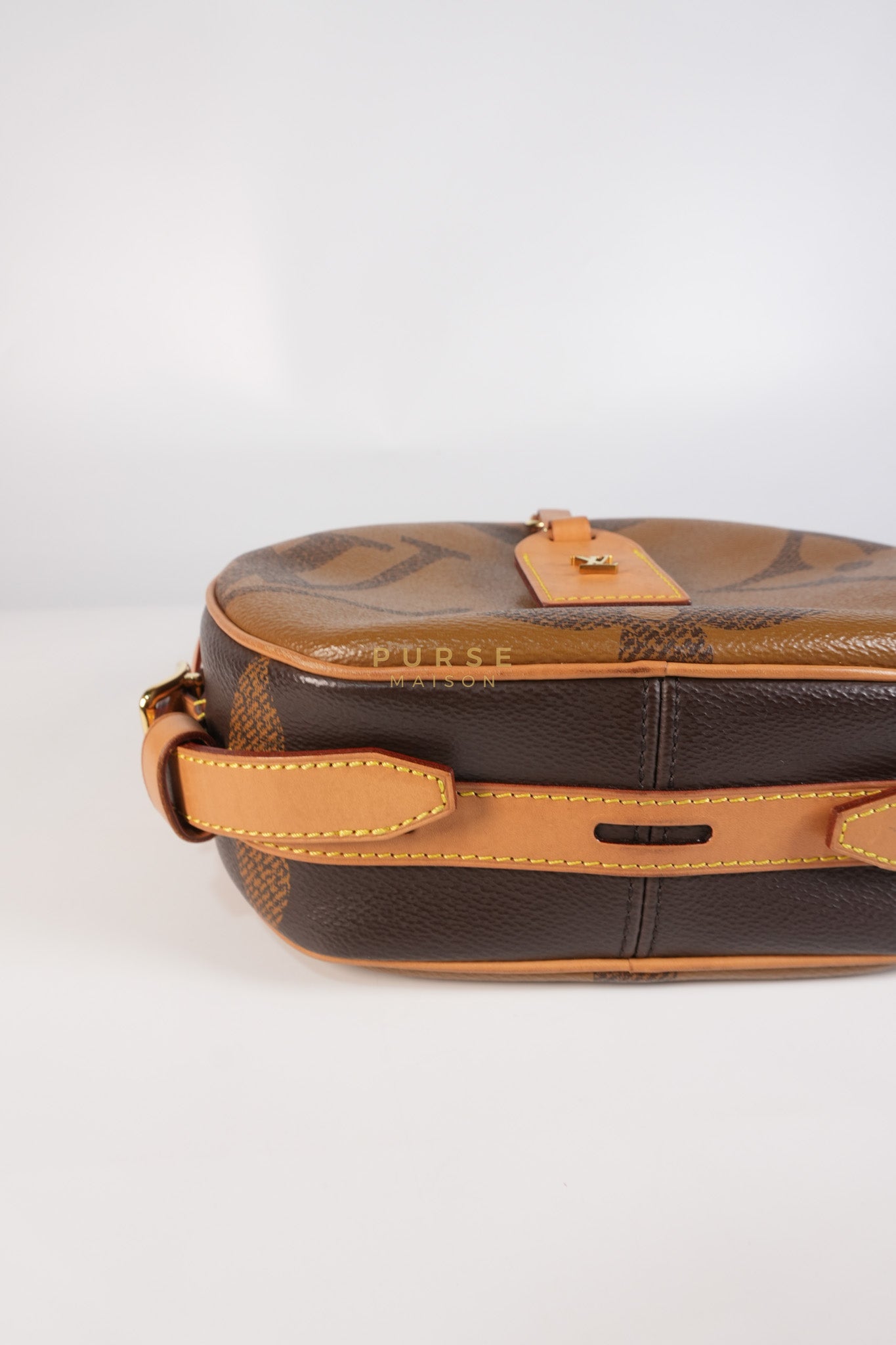 Boite Chapeau MM Souple Giant Reverse Monogram (Date Code: PL2129) | Purse Maison Luxury Bags Shop