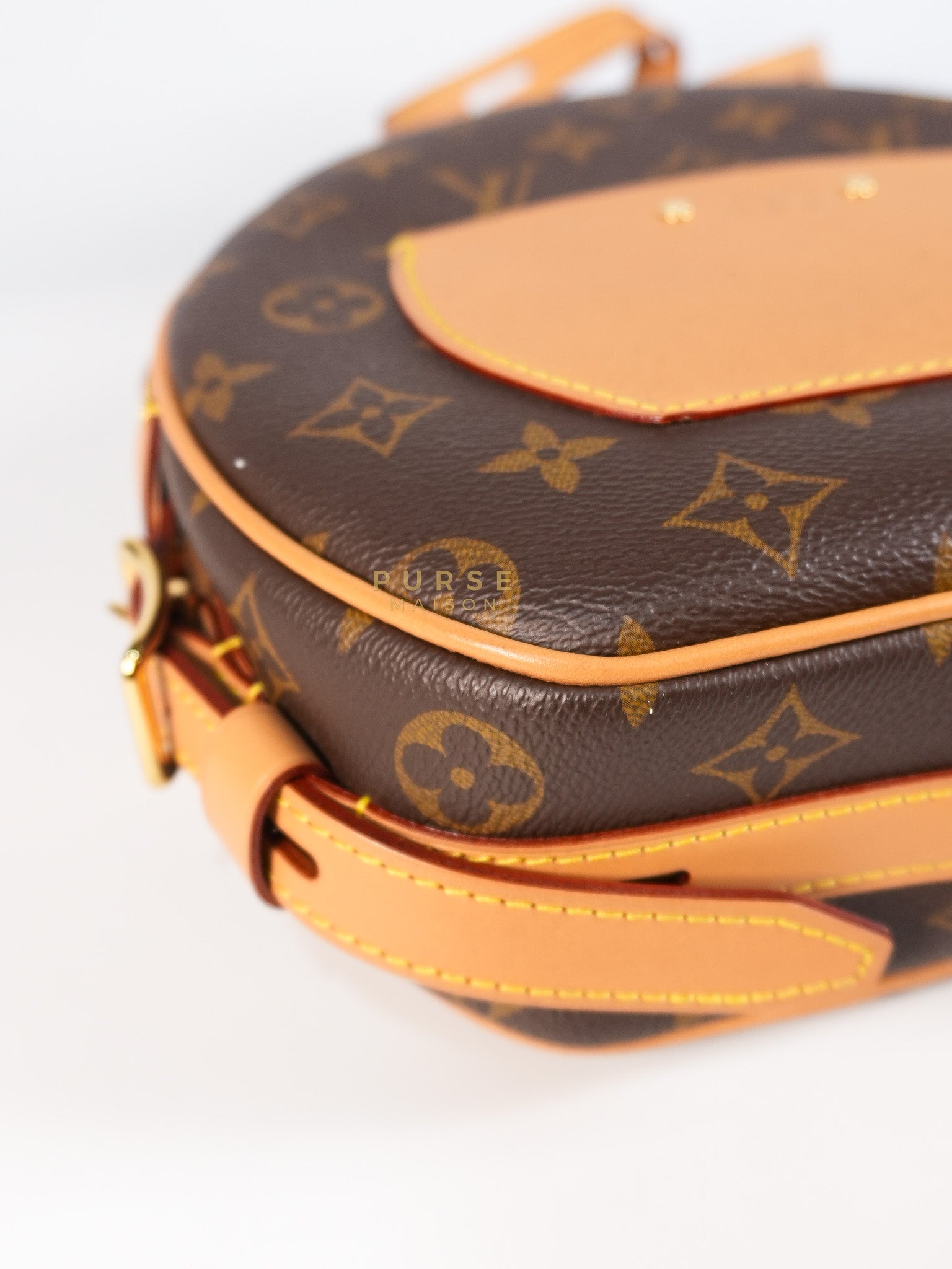 Boîte Chapeau Souple MM Bag in Monogram Canvas & Gold Hardware (Date Code: DU4200) | Purse Maison Luxury Bags Shop