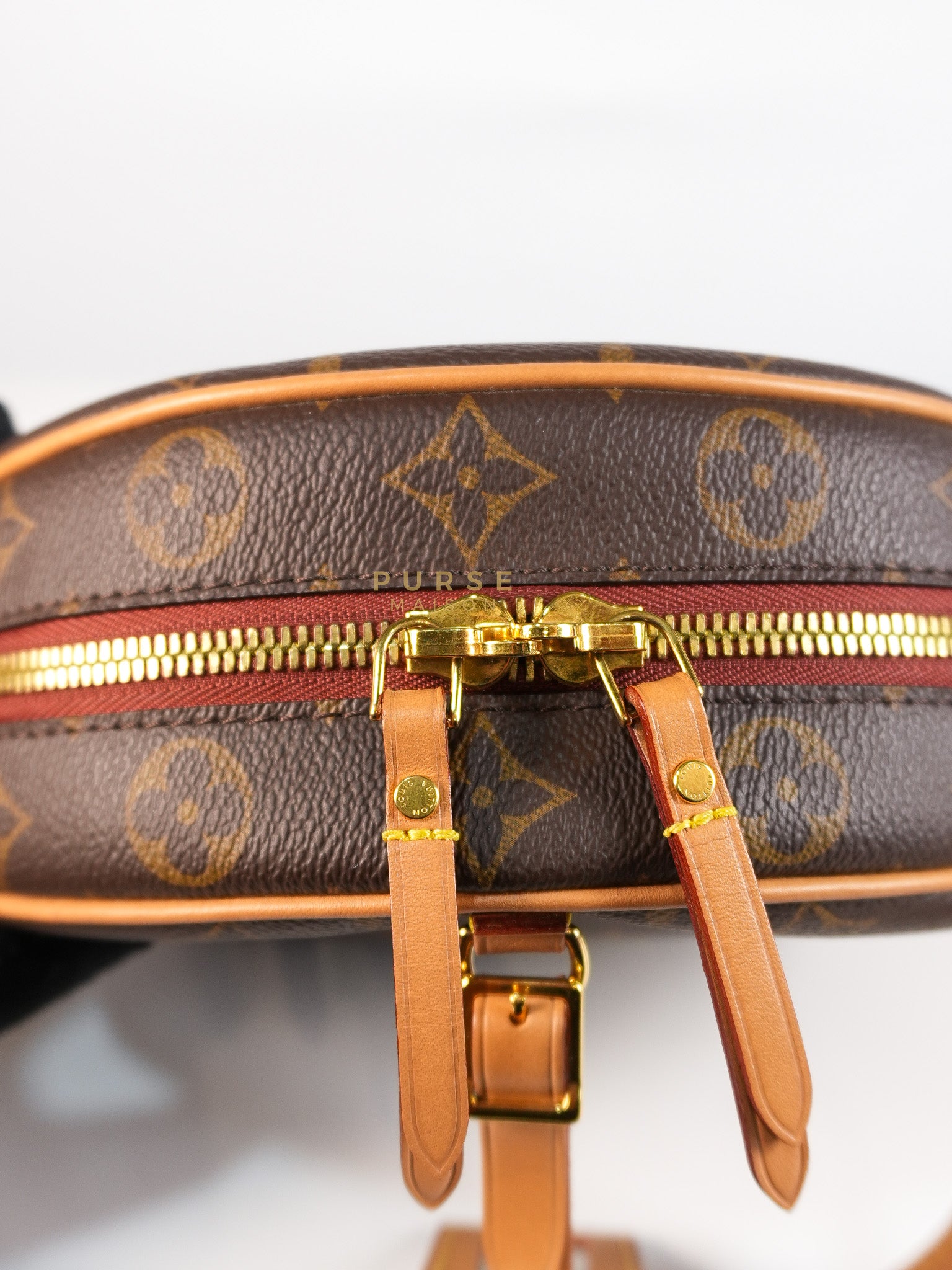 Boîte Chapeau Souple MM Bag in Monogram Canvas & Gold Hardware (Date Code: DU4200) | Purse Maison Luxury Bags Shop