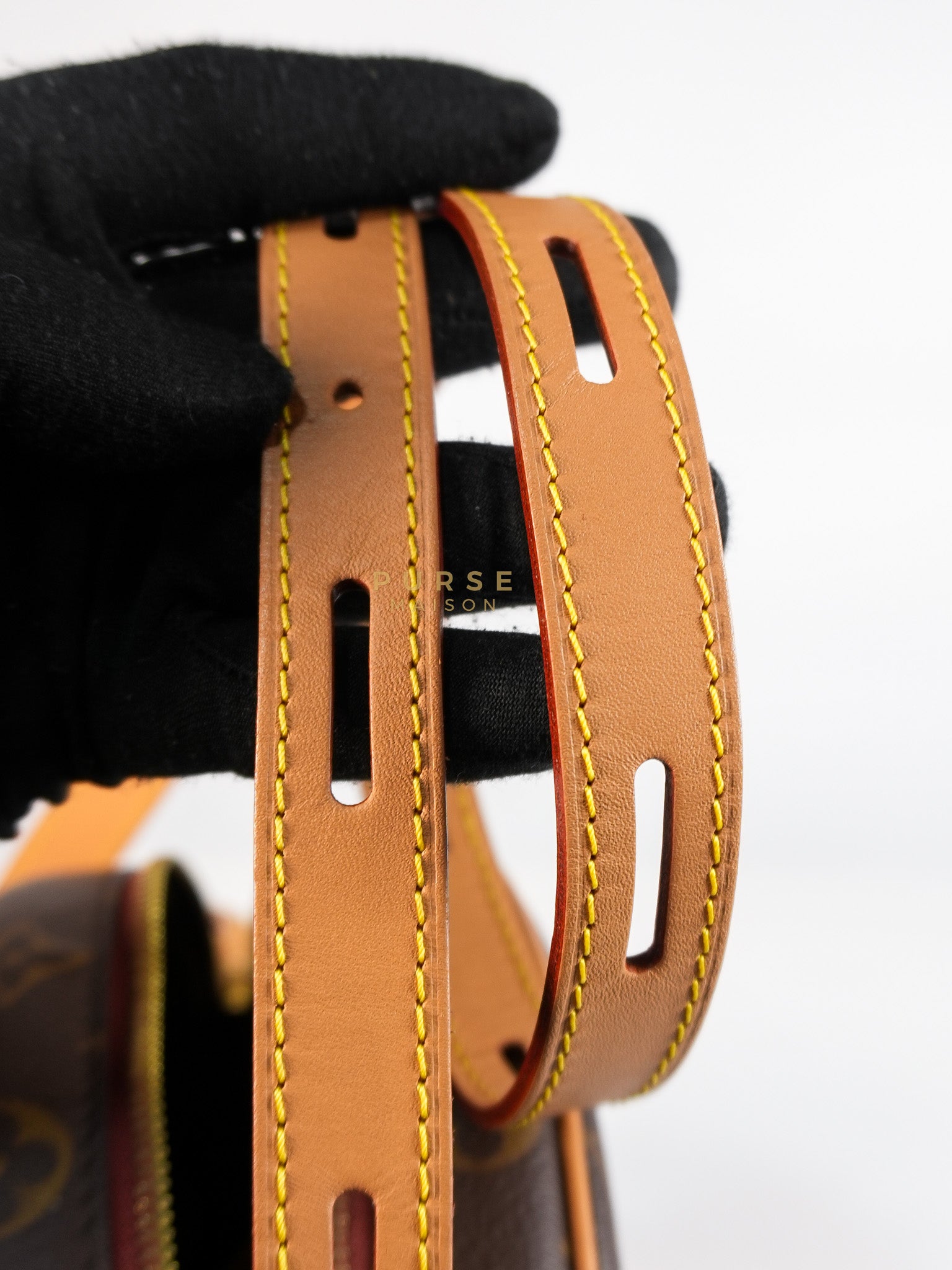 Boîte Chapeau Souple MM Bag in Monogram Canvas & Gold Hardware (Date Code: DU4200) | Purse Maison Luxury Bags Shop