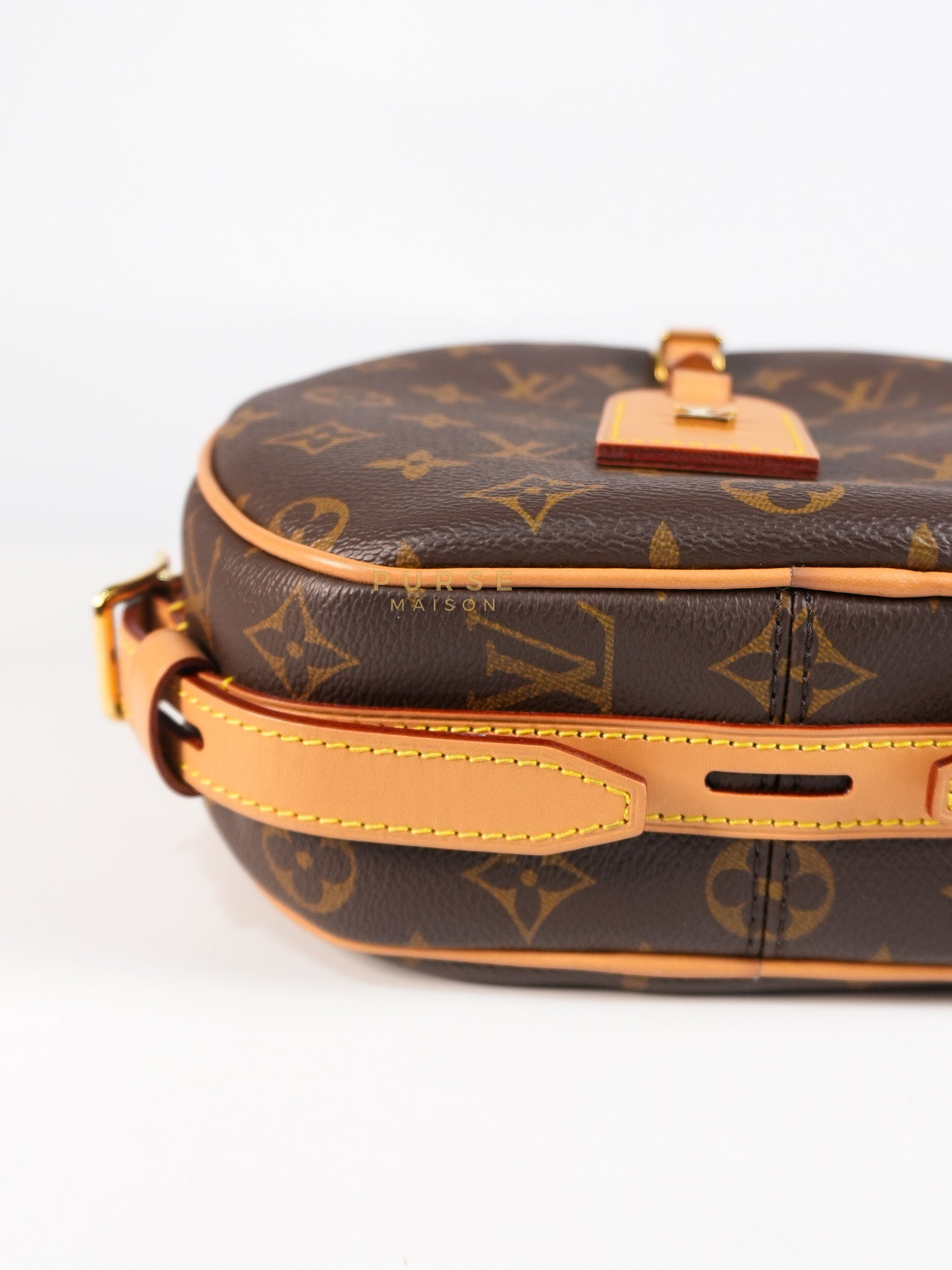 Boîte Chapeau Souple MM Bag in Monogram Canvas & Gold Hardware (Date Code: DU4200) | Purse Maison Luxury Bags Shop