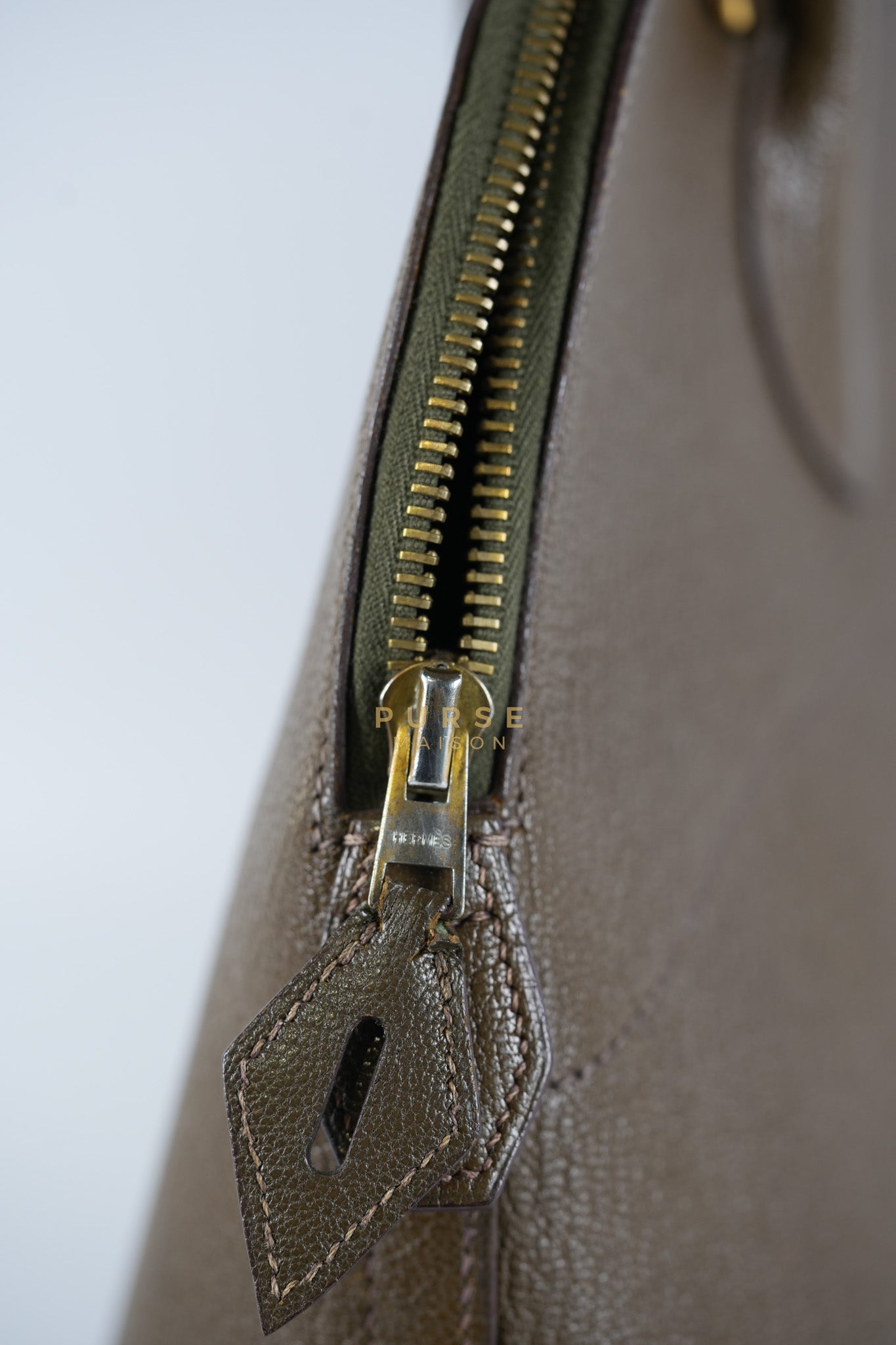 Bolide 35 in Dark Toupe Chèvre Mysore Leather Gold Hardware Stamp F Square(2002) | Purse Maison Luxury Bags Shop