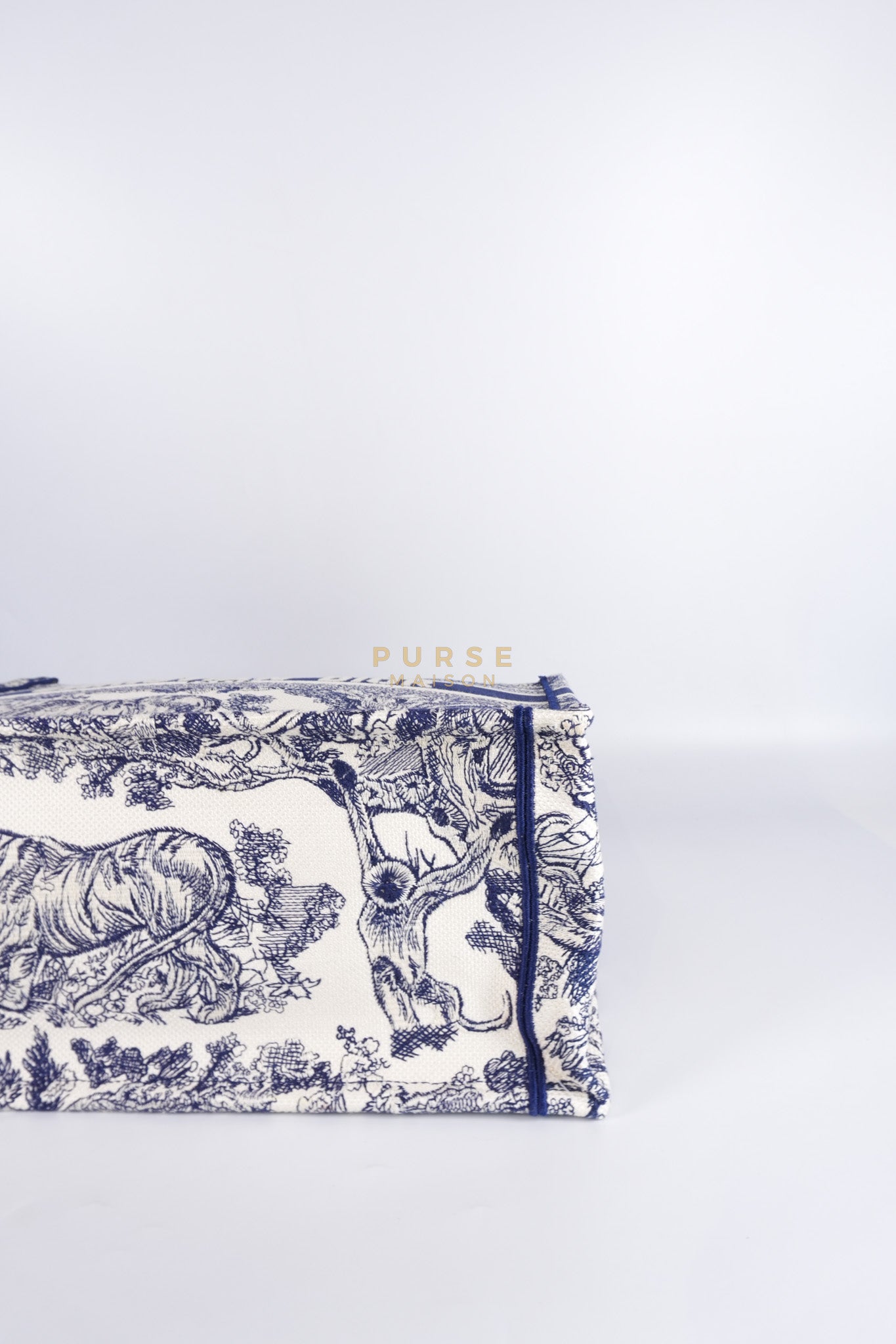 Book Tote Medium in Blue/White Embroidered Canvas | Purse Maison Luxury Bags Shop