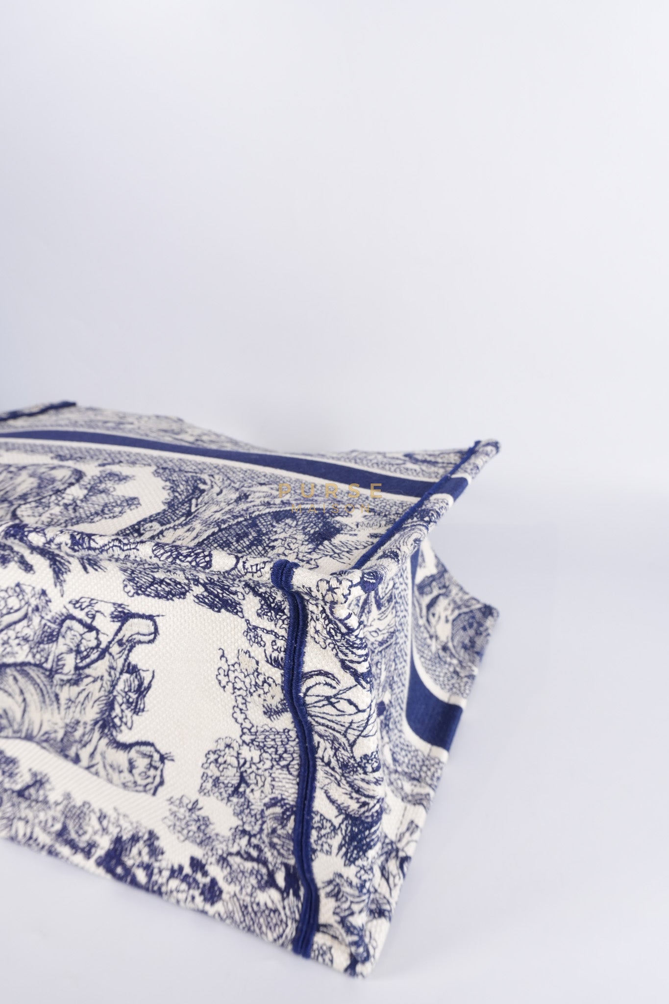 Book Tote Medium in Blue/White Embroidered Canvas | Purse Maison Luxury Bags Shop