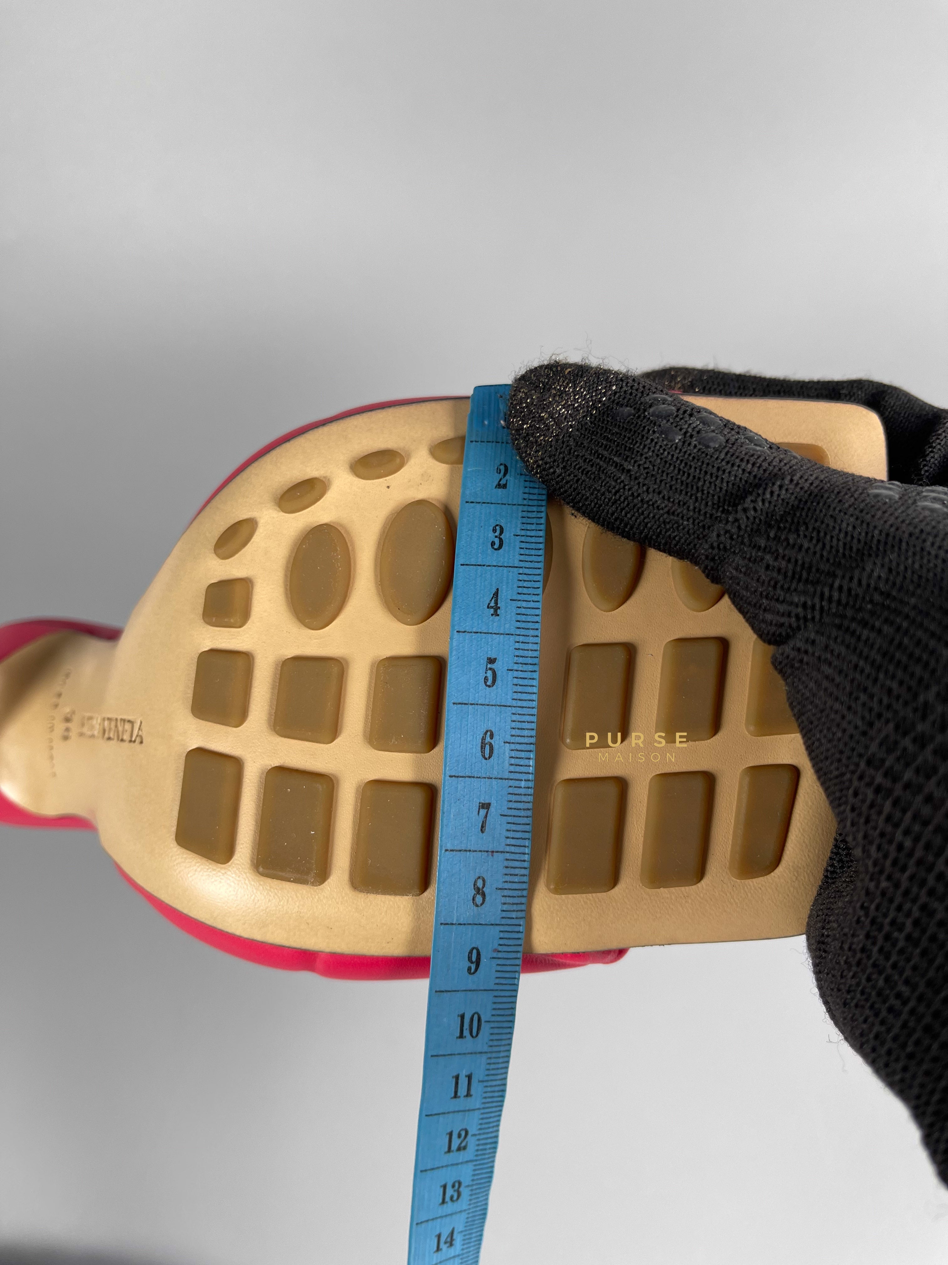 Bottega Veneta The Rubber Libo Quilted Embossed Lagoon Nappa Rose Pink Sandals (Size 36 EU, 23.5cm) | Purse Maison Luxury Bags Shop