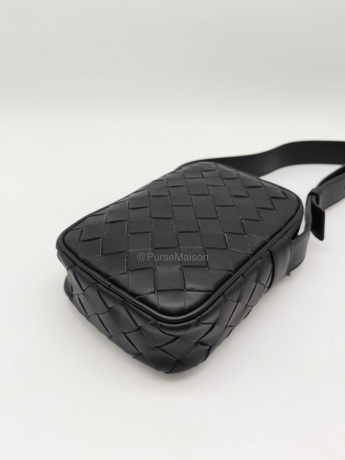 Bottega Veneta Zipped Phone Pouch Bag in Black Intrecciato Woven Leather & Silver Hardware | Purse Maison Luxury Bags Shop