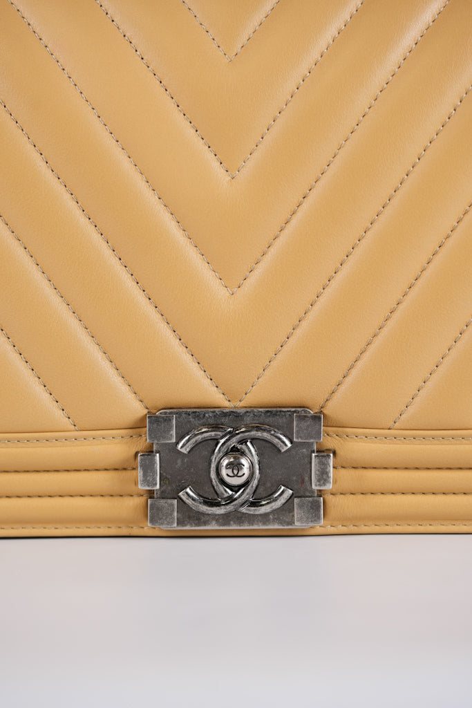 Boy Chevron Beige in Calfskin Leather and Ruthenium Hardware Series 22 | Purse Maison Luxury Bags Shop
