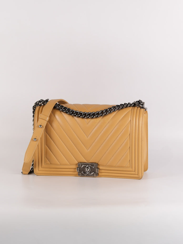 Boy Chevron Beige in Calfskin Leather and Ruthenium Hardware Series 22 | Purse Maison Luxury Bags Shop
