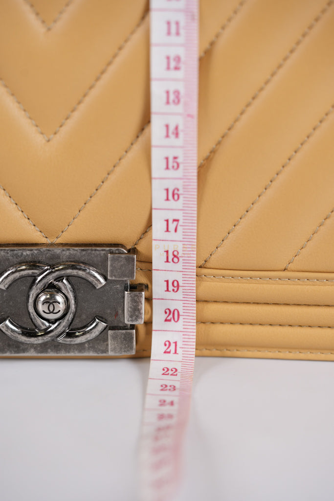 Boy Chevron Beige in Calfskin Leather and Ruthenium Hardware Series 22 | Purse Maison Luxury Bags Shop