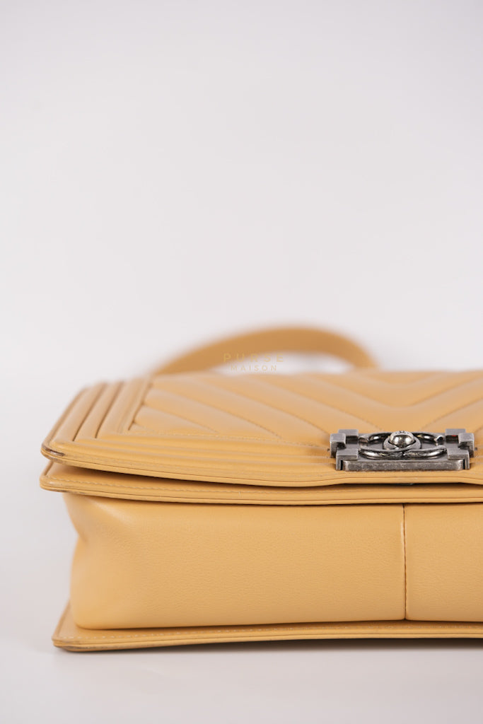 Boy Chevron Beige in Calfskin Leather and Ruthenium Hardware Series 22 | Purse Maison Luxury Bags Shop