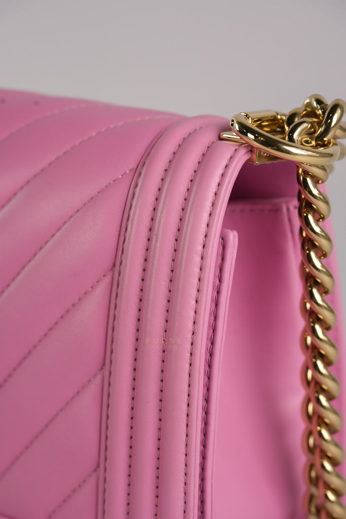 Boy Old Medium Chevron in Lambskin Leather and Light Gold Hardware (Microchip) | Purse Maison Luxury Bags Shop