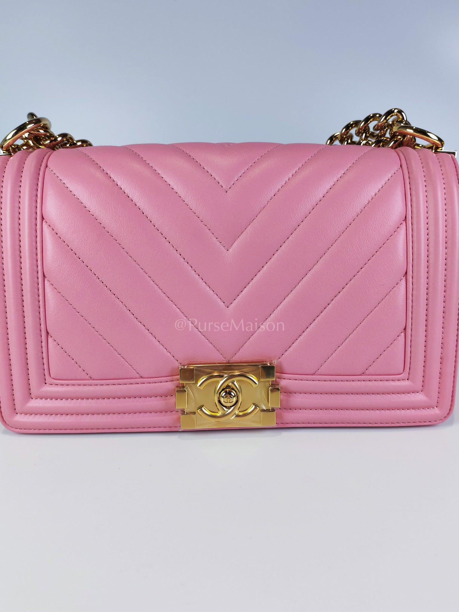 Boy Old Medium Chevron in Pink Calfskin Leather and Champagne Gold Hardware (Microchip) | Purse Maison Luxury Bags Shop