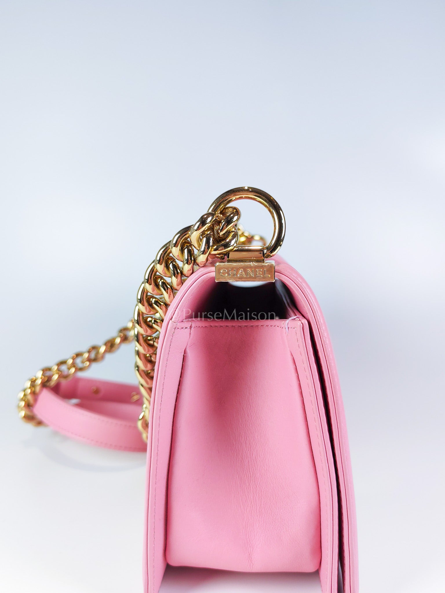 Boy Old Medium Chevron in Pink Calfskin Leather and Champagne Gold Hardware (Microchip) | Purse Maison Luxury Bags Shop