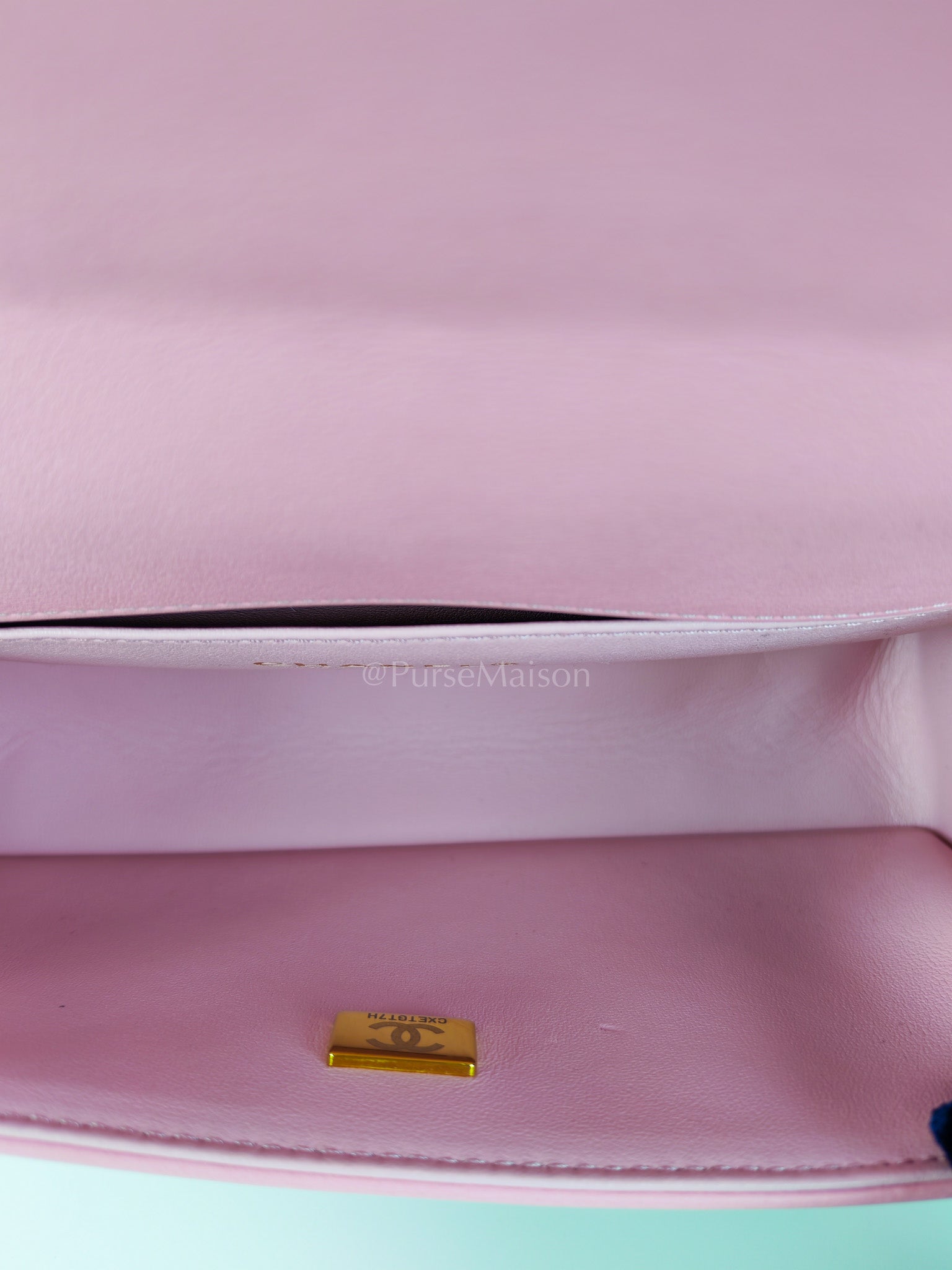 Boy Old Medium Chevron in Pink Calfskin Leather and Champagne Gold Hardware (Microchip) | Purse Maison Luxury Bags Shop