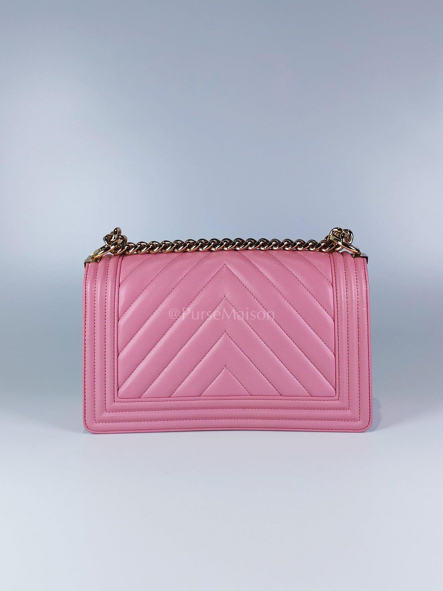 Boy Old Medium Chevron in Pink Calfskin Leather and Champagne Gold Hardware (Microchip) | Purse Maison Luxury Bags Shop