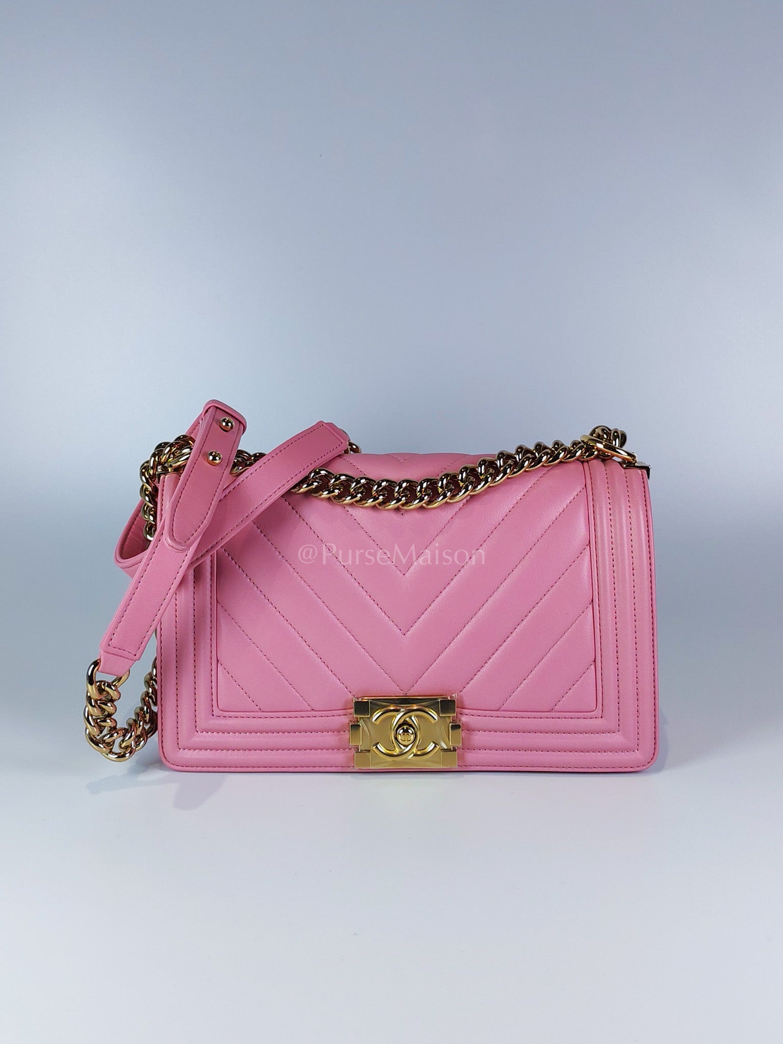 Boy Old Medium Chevron in Pink Calfskin Leather and Champagne Gold Hardware (Microchip) | Purse Maison Luxury Bags Shop
