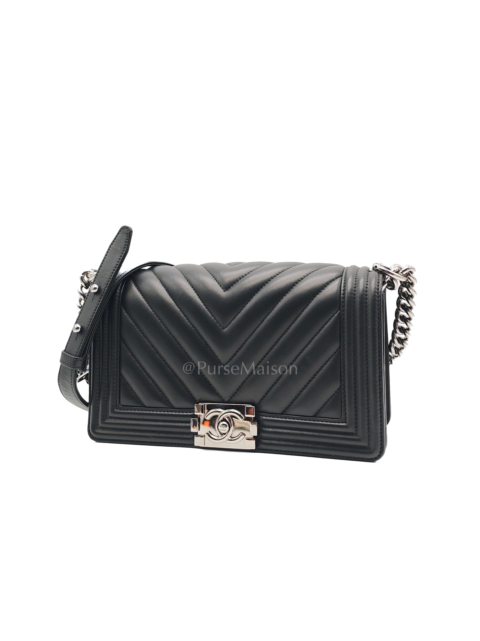 Boy Old Medium in Black Chevron Calfskin Leather and Silver Hardware (Microchip) | Purse Maison Luxury Bags Shop