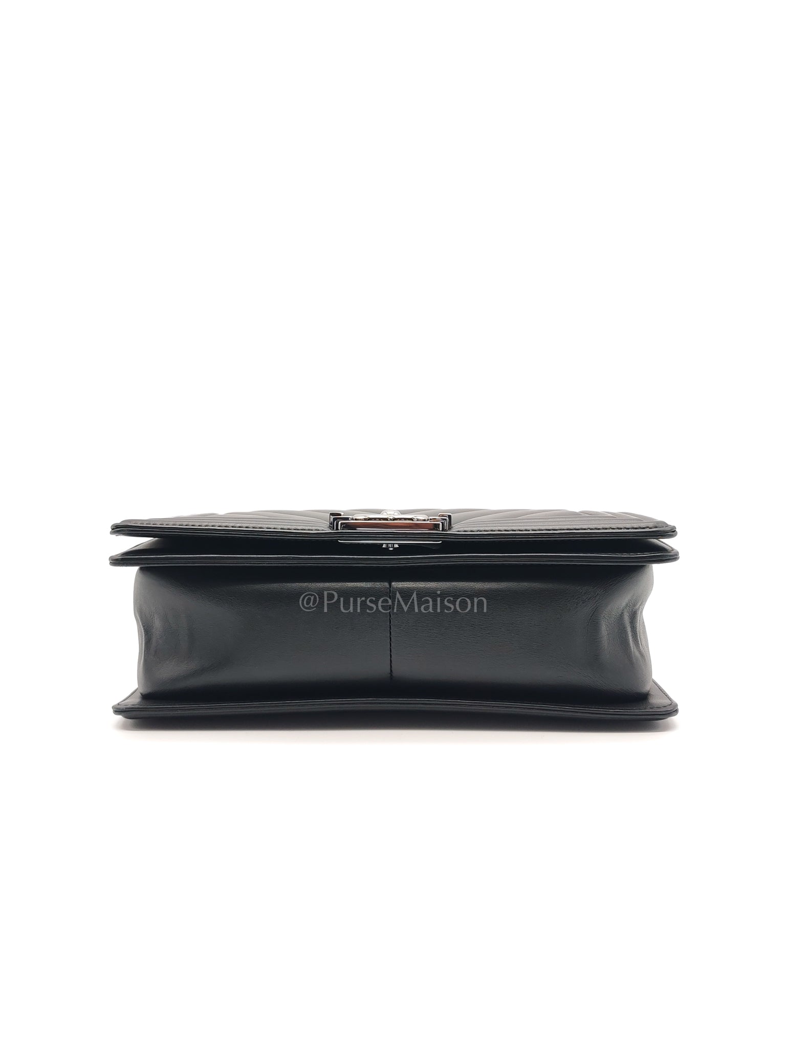 Boy Old Medium in Black Chevron Calfskin Leather and Silver Hardware (Microchip) | Purse Maison Luxury Bags Shop