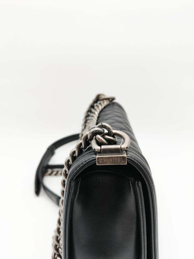 Boy Old Medium in Black Lambskin Ruthenium Hardware (Series 25) | Purse Maison Luxury Bags Shop