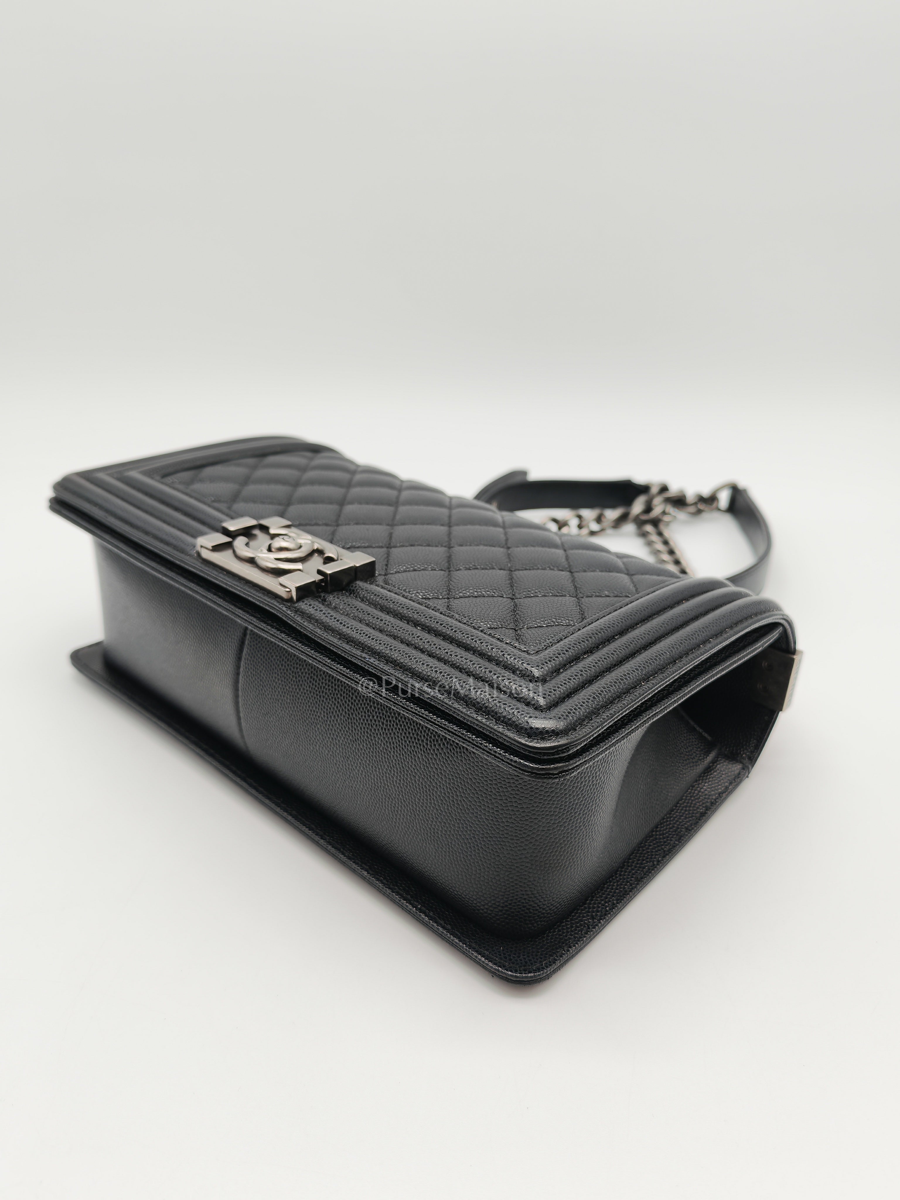 Boy Old Medium in Black Quilted Caviar Leather and Ruthenium Hardware (Microchip) | Purse Maison Luxury Bags Shop