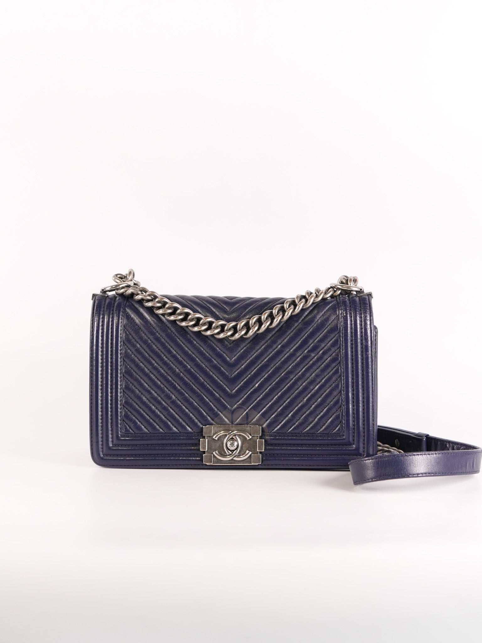 Boy Old Medium in Dark Blue Chevron Lambskin Leather Ruthenium Hardware (Series 20) | Purse Maison Luxury Bags Shop