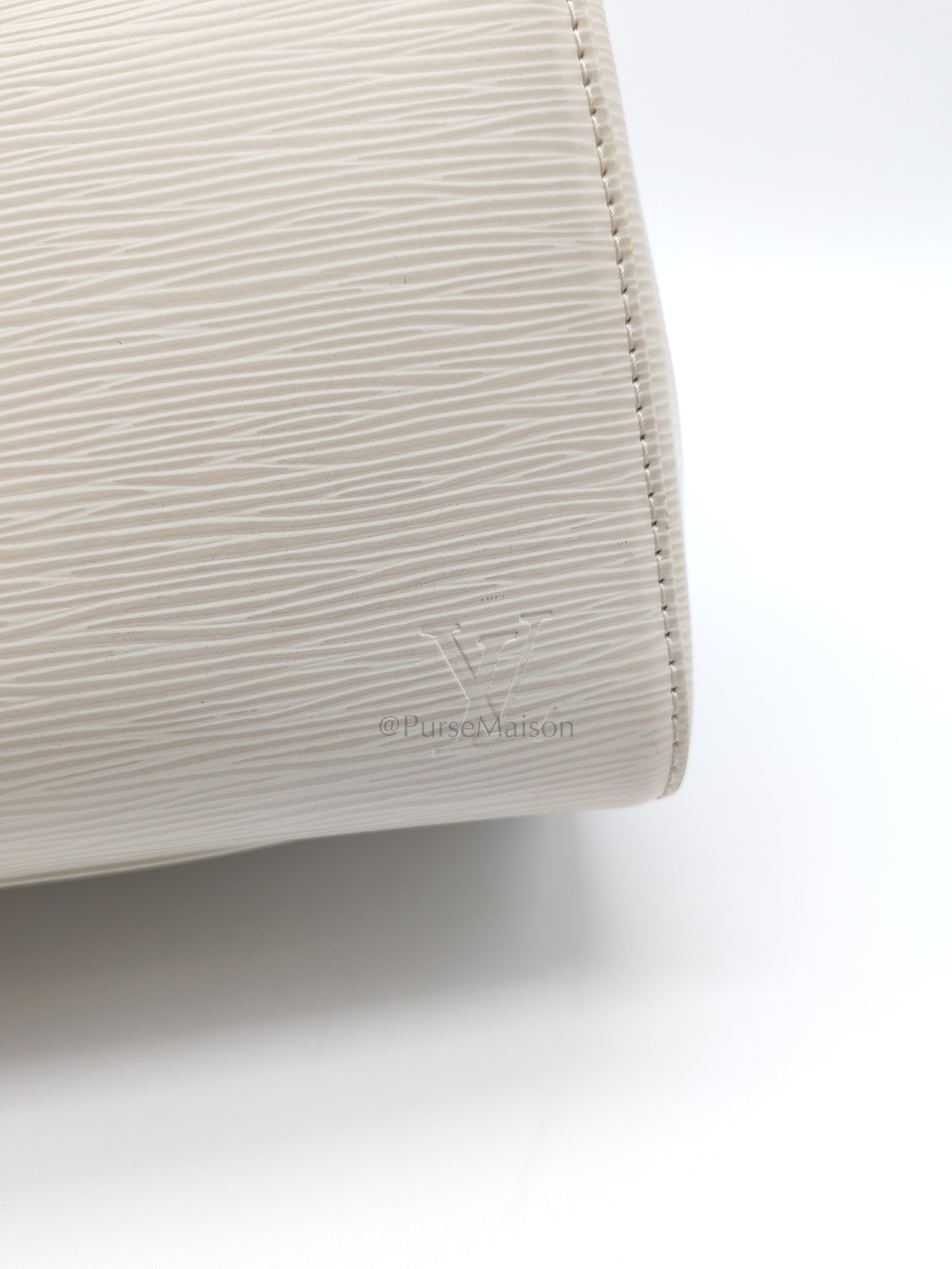 Brea GM in White Ivorie Epi Leather & Silver Hardware | Purse Maison Luxury Bags Shop
