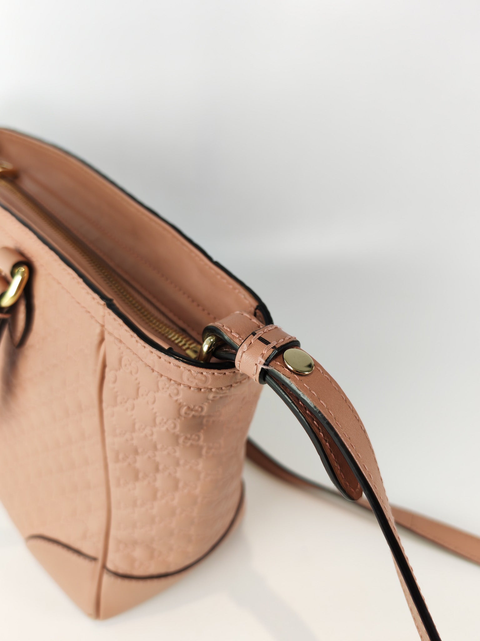 Bree Tote Bag Small in Pink Micro Guccissima Leather | Purse Maison Luxury Bags Shop