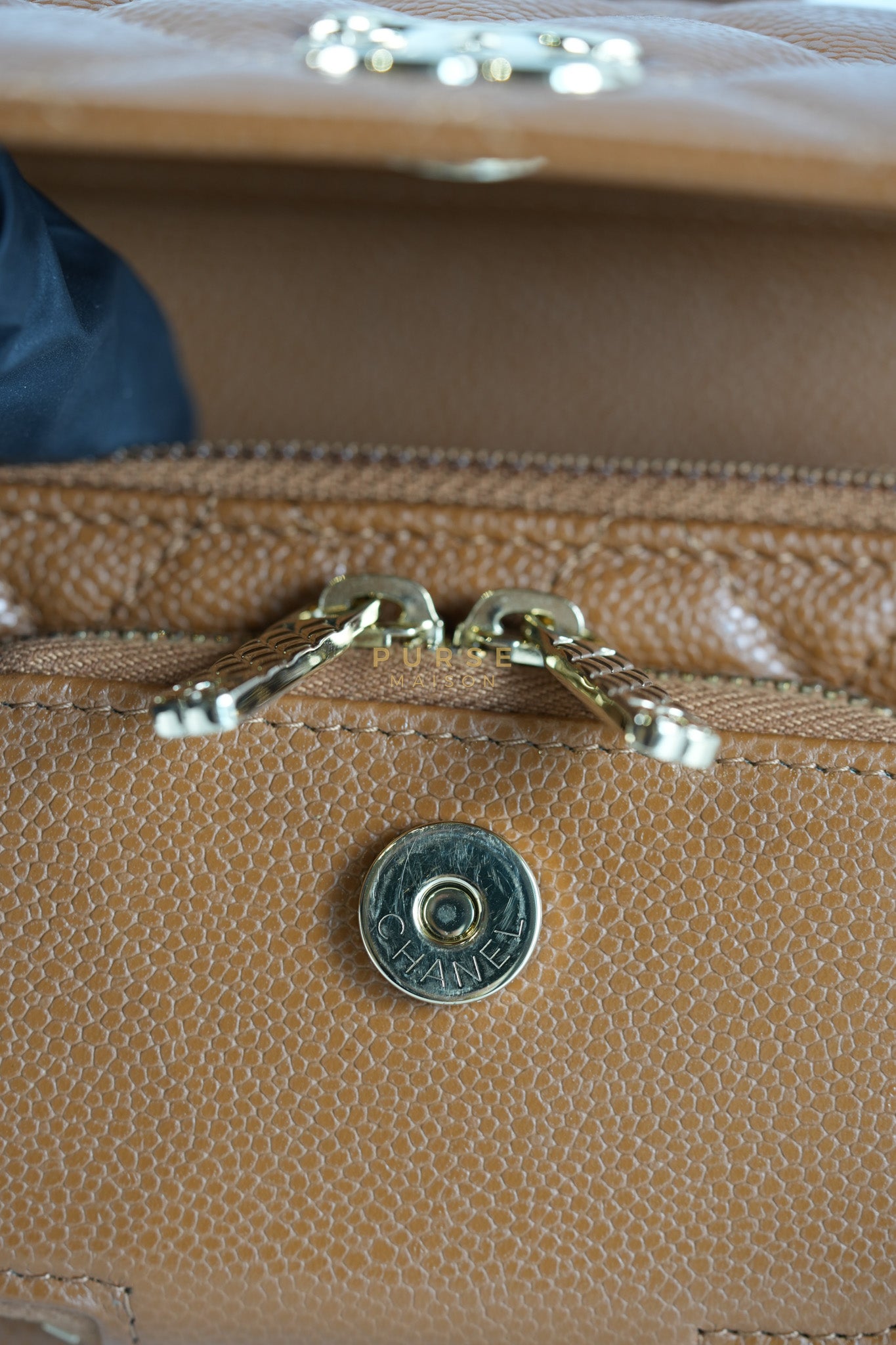 Business Affinity Wallet on Chain (WOC) In Caramel Caviar Leather and Light Gold Hardware (Microchip) | Purse Maison Luxury Bags Shop