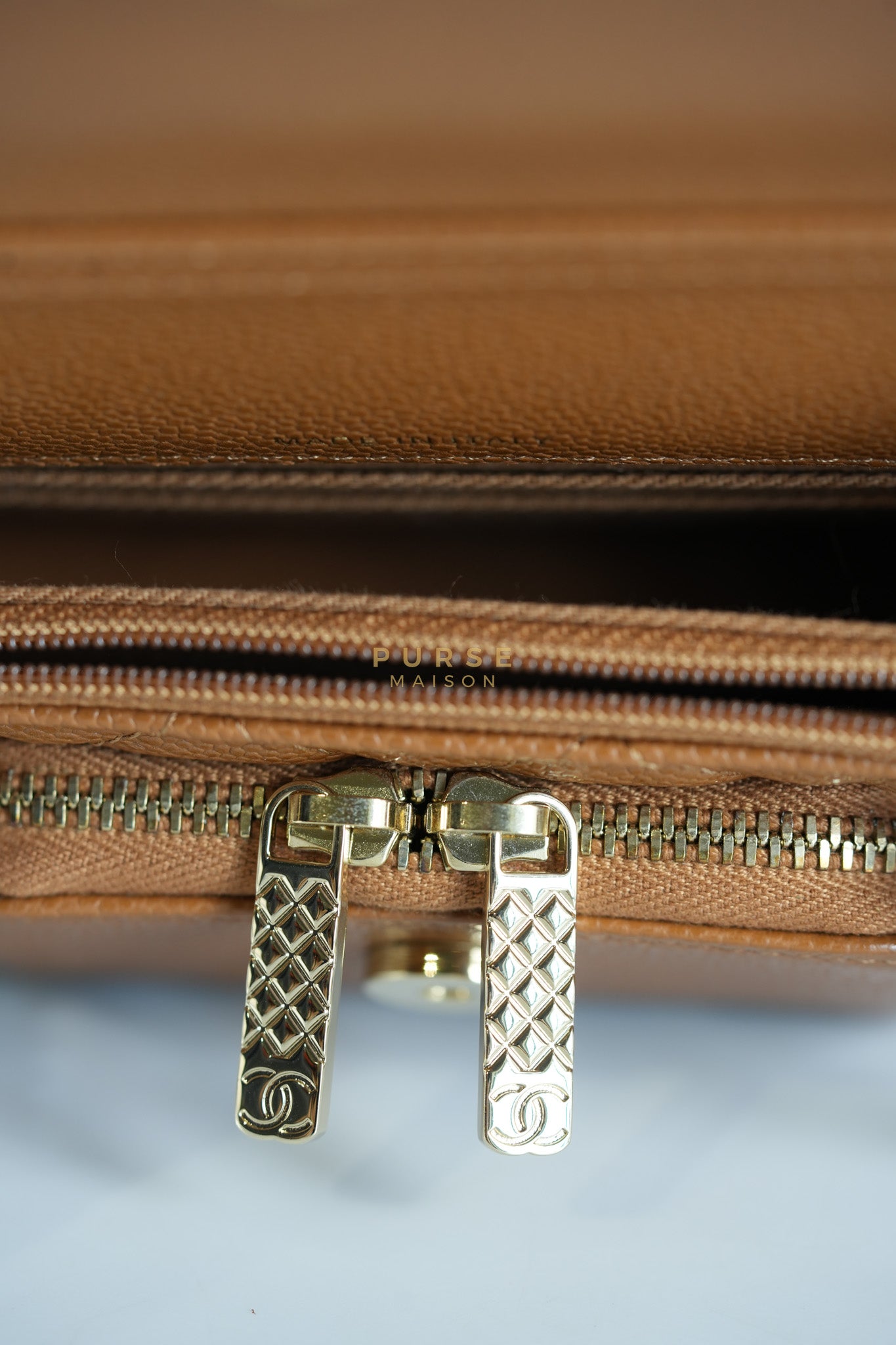 Business Affinity Wallet on Chain (WOC) In Caramel Caviar Leather and Light Gold Hardware (Microchip) | Purse Maison Luxury Bags Shop