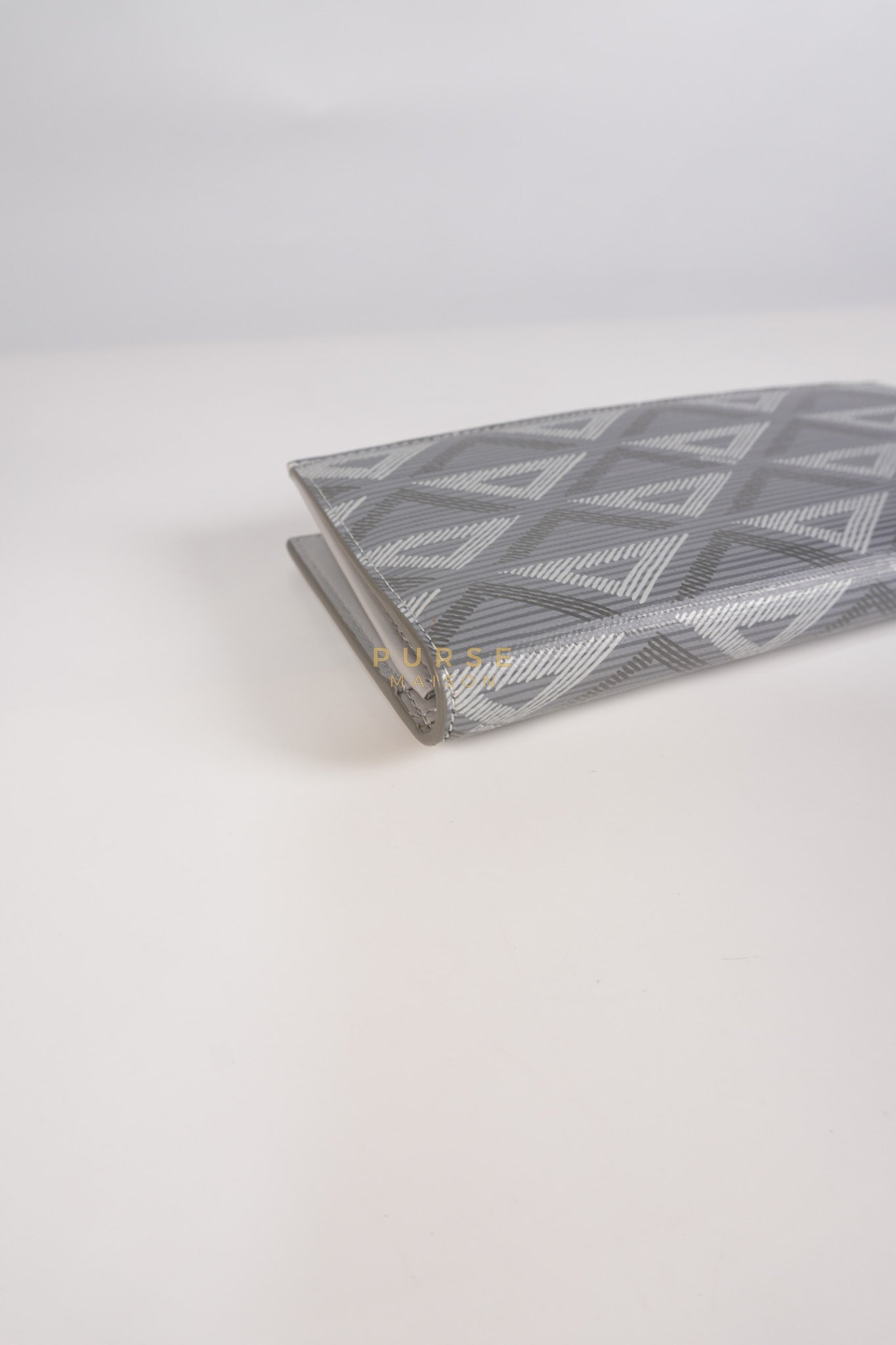 Business Card Holder/Long Vertical Wallet in Gray Diamond Canvas | Purse Maison Luxury Bags Shop