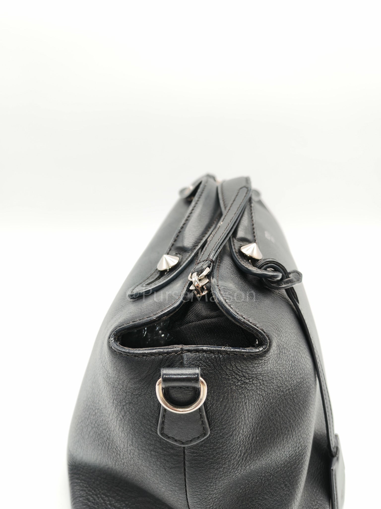 By The Way Black Medium in Black Calfskin Leather | Purse Maison Luxury Bags Shop