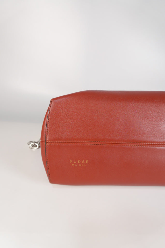 By The Way Medium in Burnt Red Terracotta in Smooth Calfskin Leather | Purse Maison Luxury Bags Shop