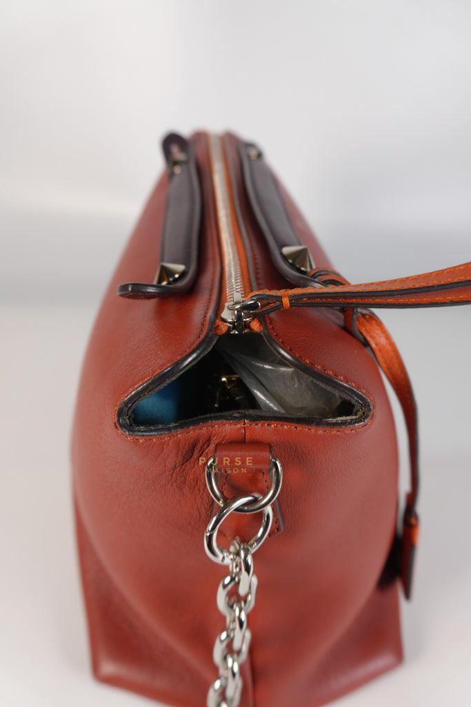 By The Way Medium in Burnt Red Terracotta in Smooth Calfskin Leather | Purse Maison Luxury Bags Shop