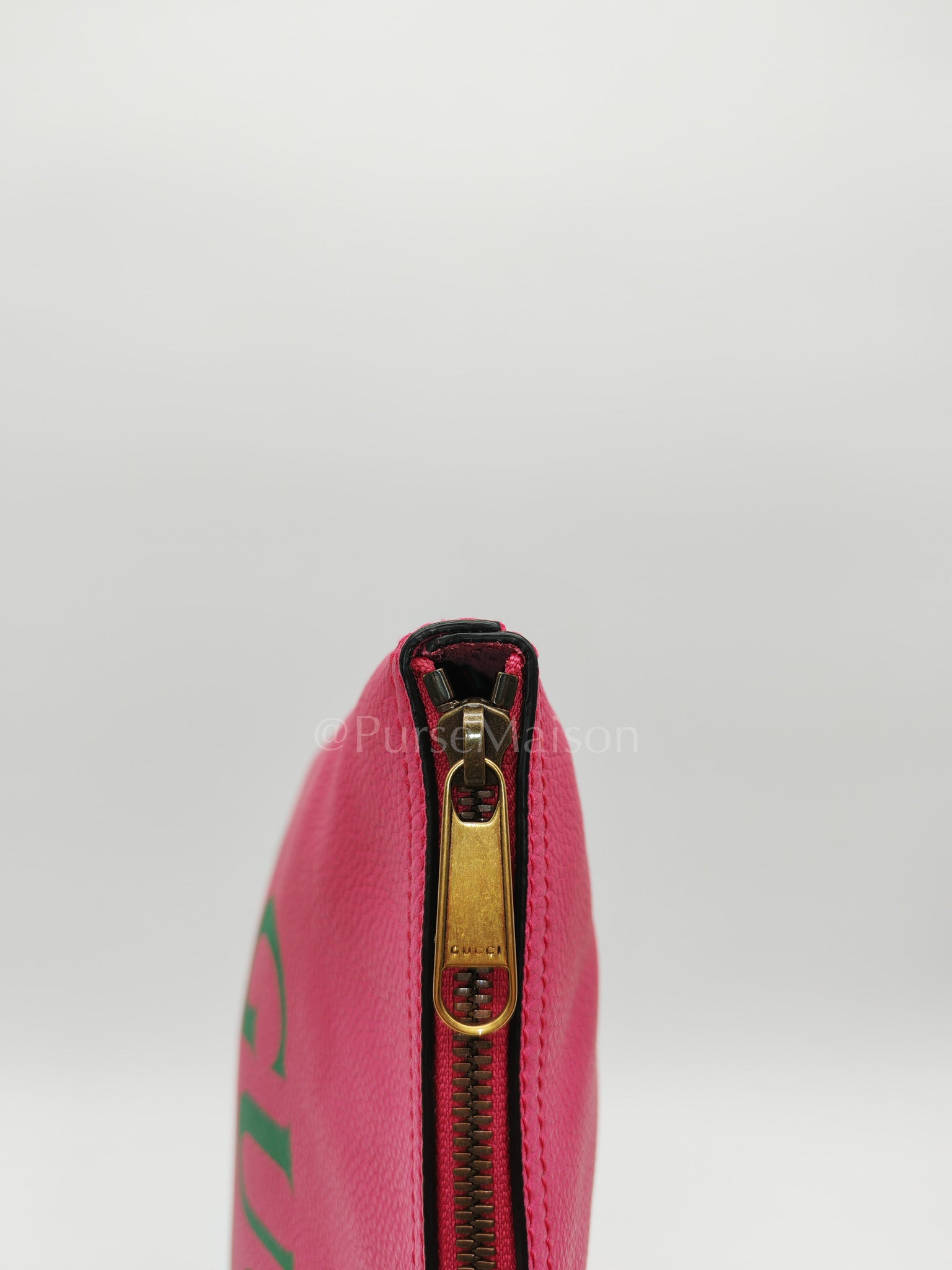 Porfolio Clutch in Pink Gucci Print Prominent Green Logo