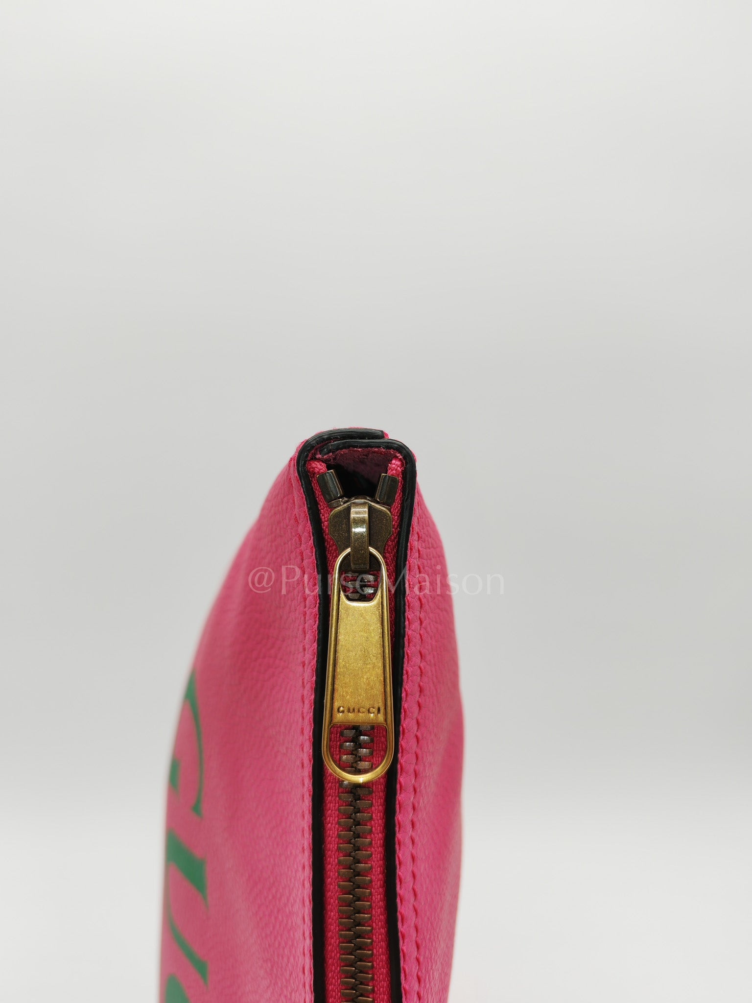 Porfolio Clutch in Pink Gucci Print Prominent Green Logo