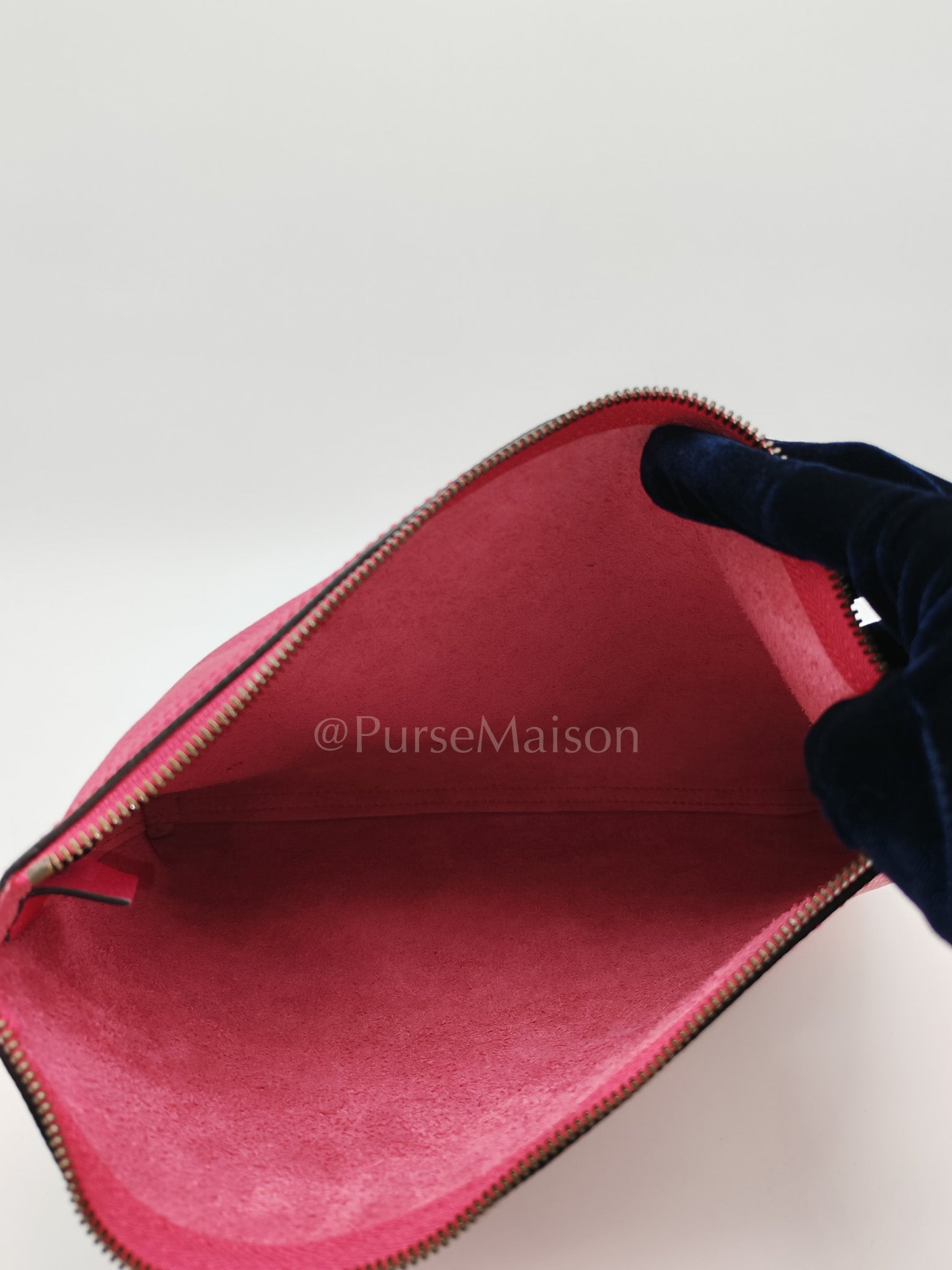 Porfolio Clutch in Pink Gucci Print Prominent Green Logo